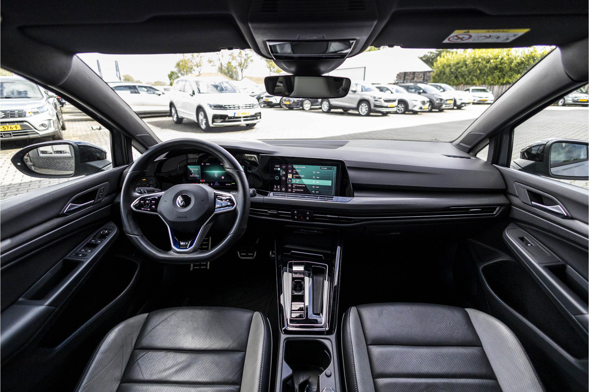 Foto van Volkswagen Golf GTE