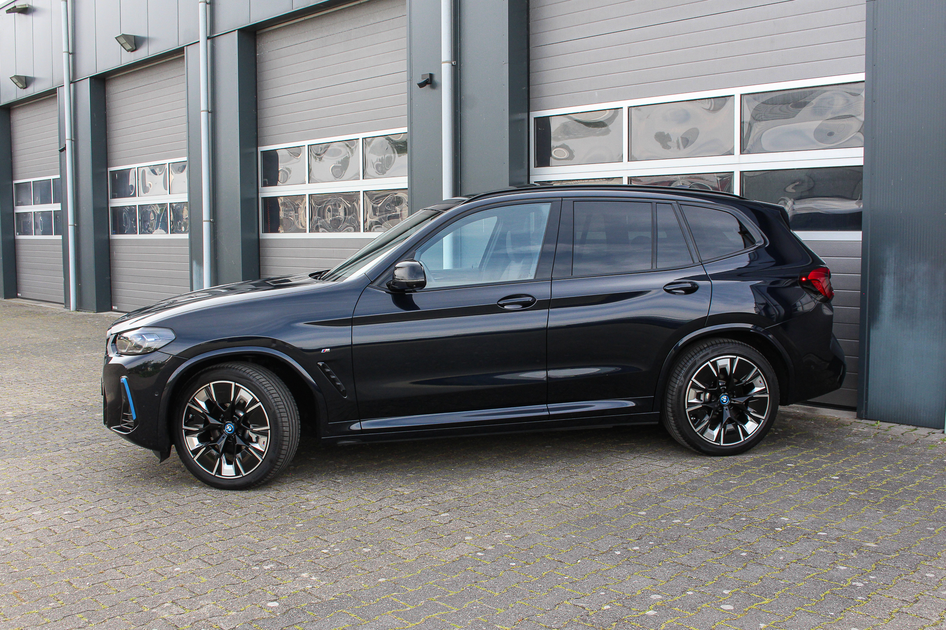 Foto van BMW Ix3