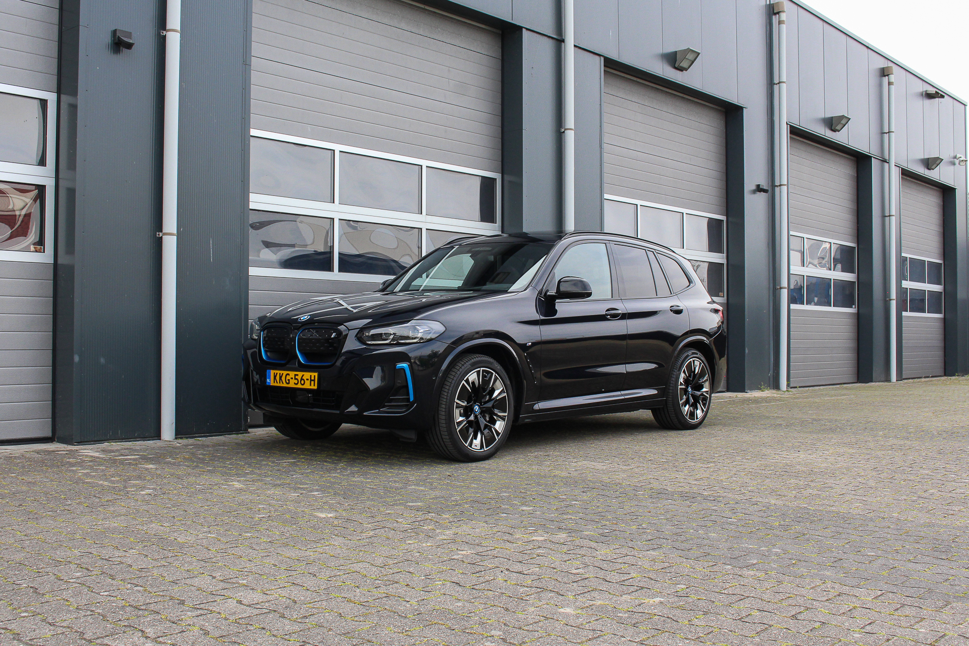 Foto van BMW Ix3
