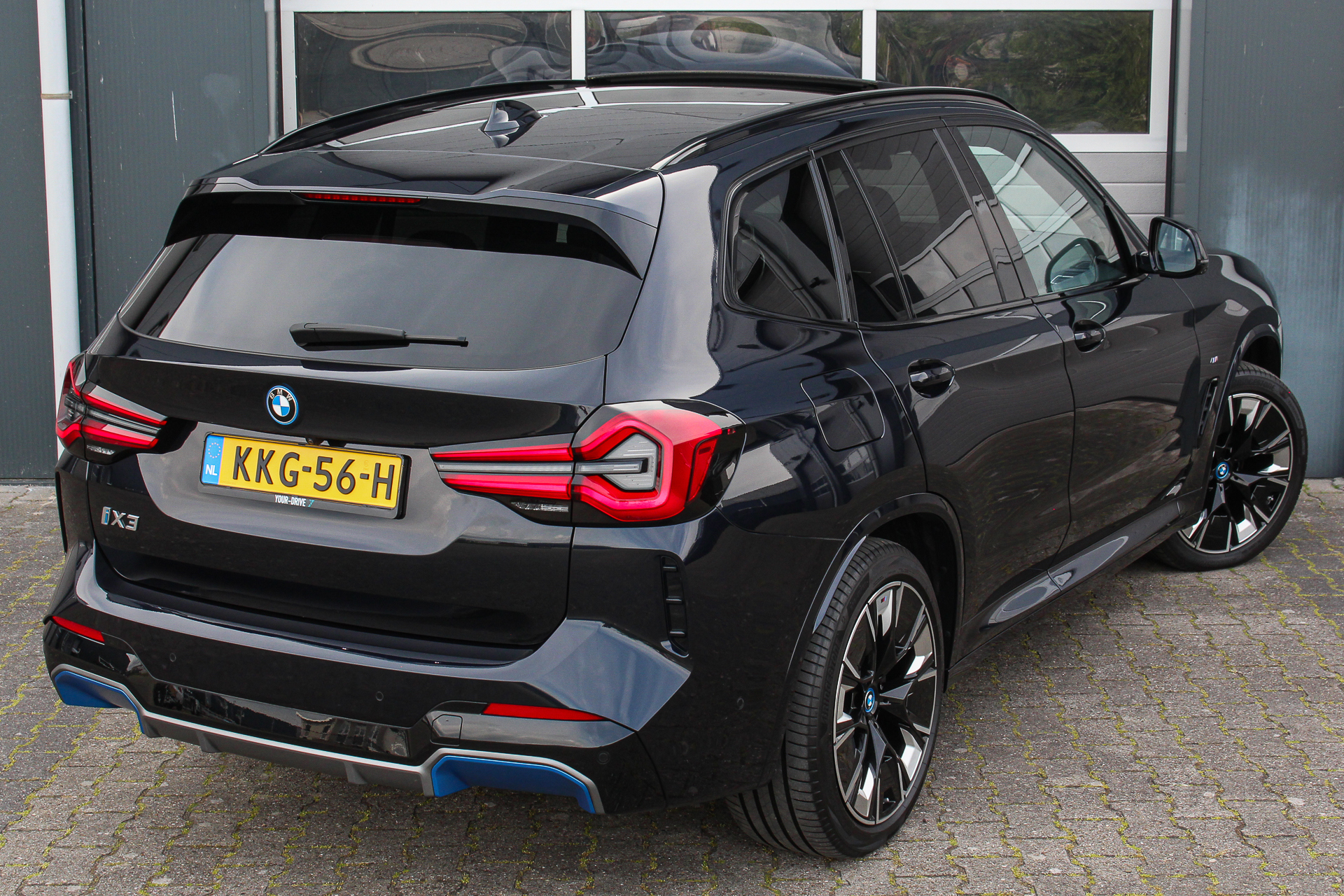 Foto van BMW Ix3