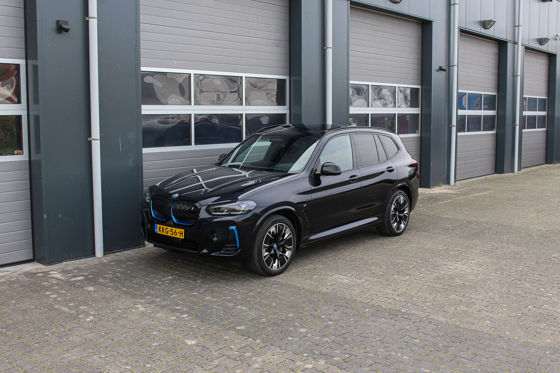 Foto van BMW Ix3