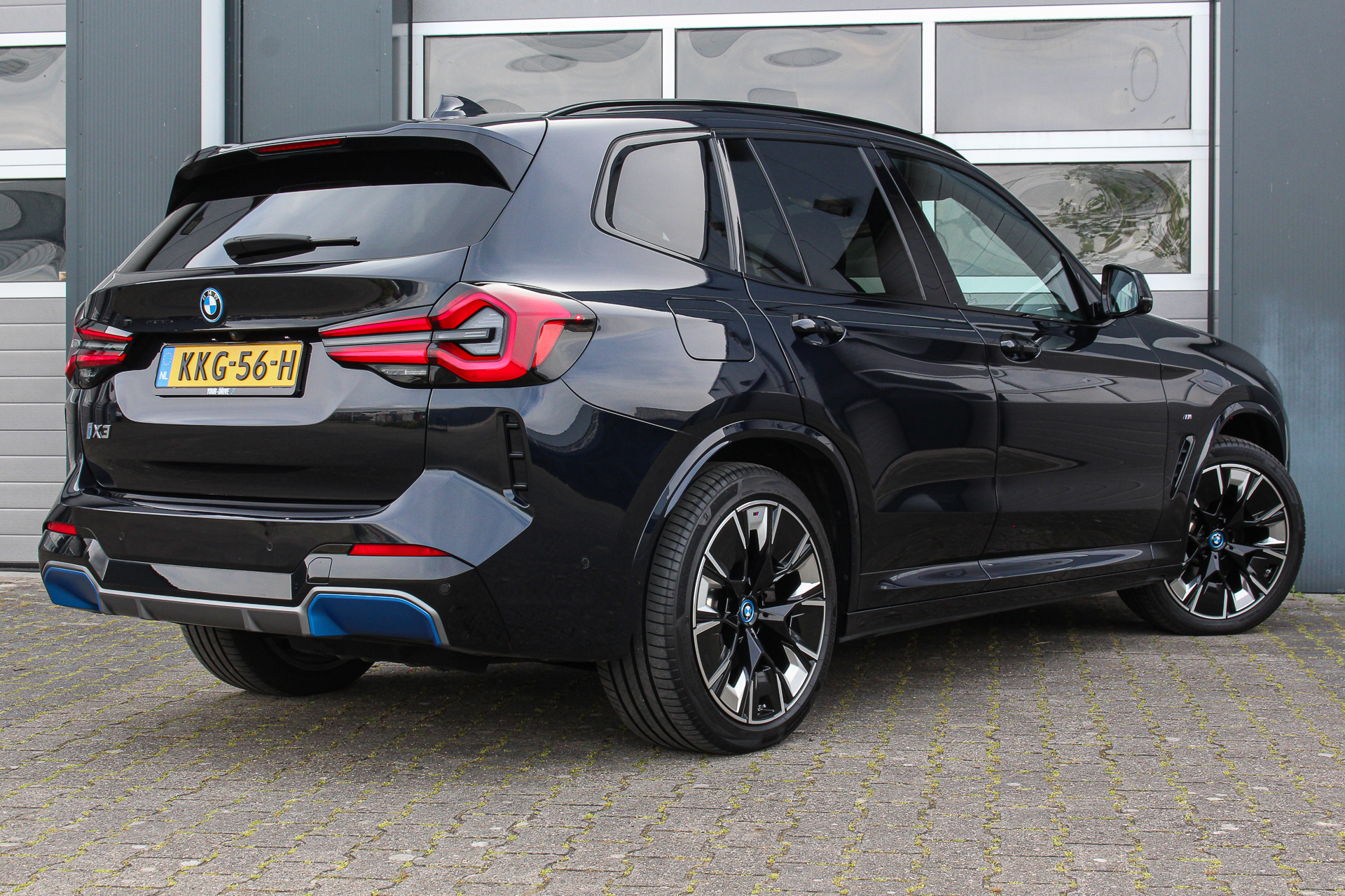 Foto van BMW Ix3