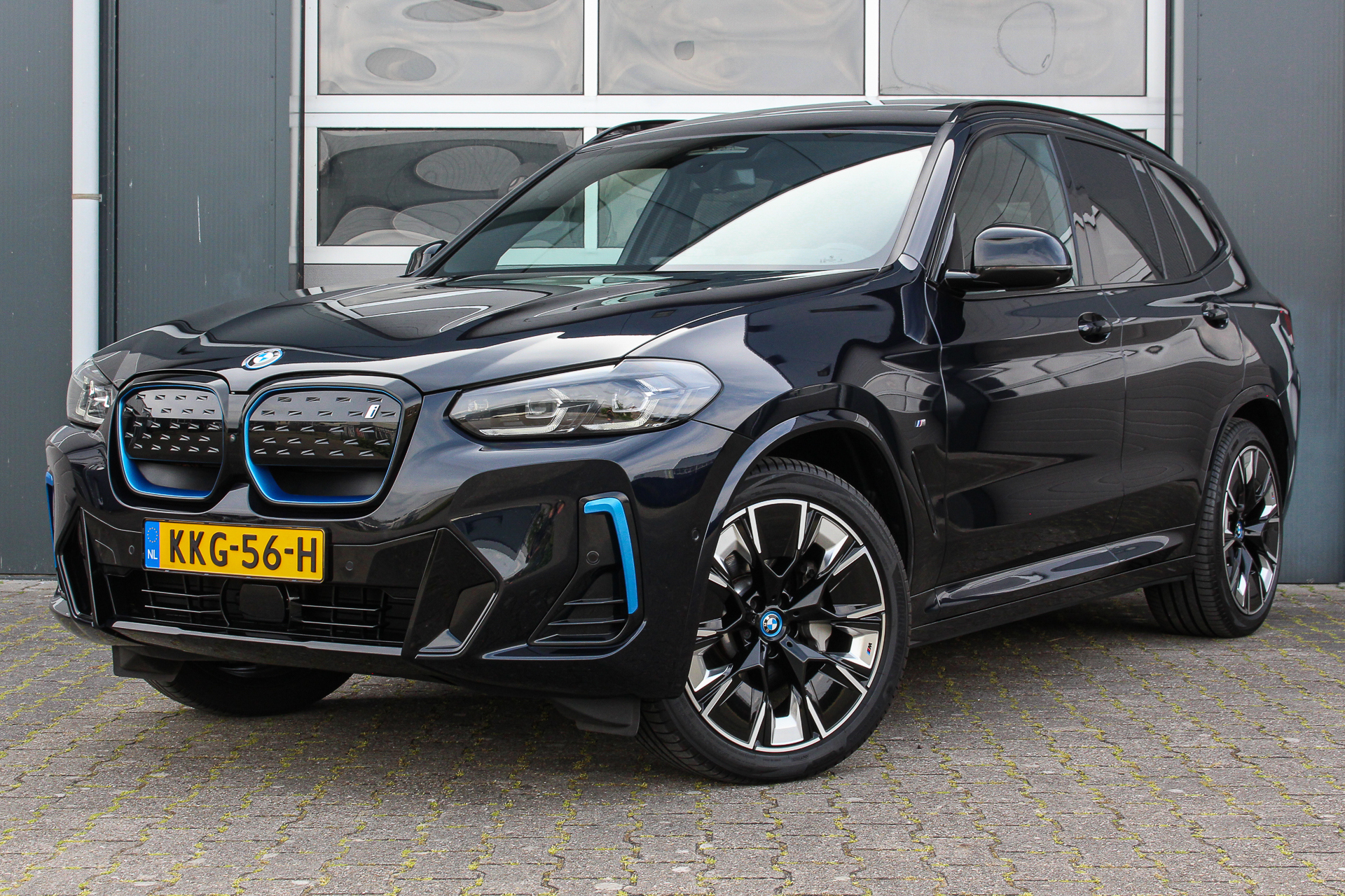 Foto van BMW Ix3