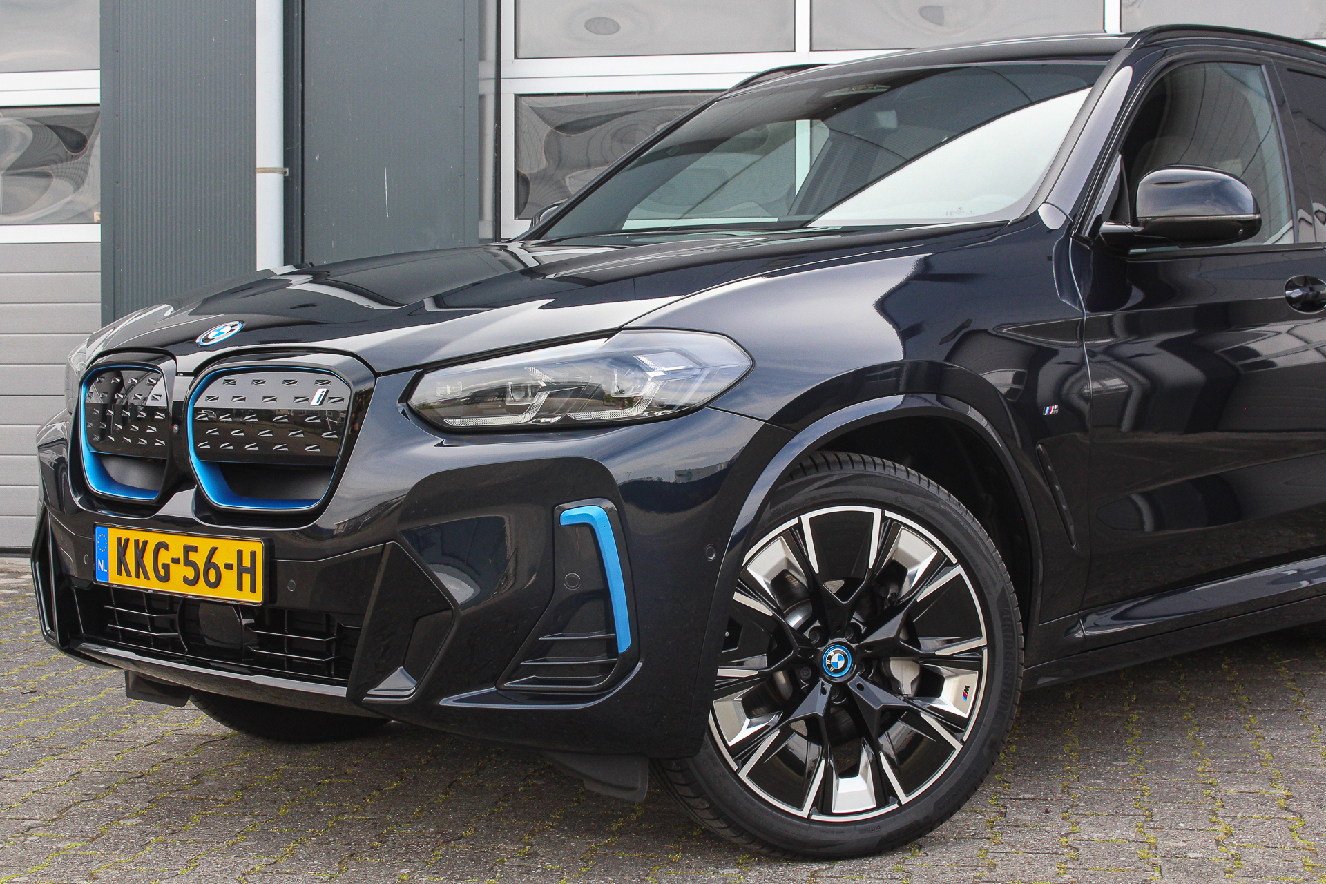 Foto van BMW Ix3