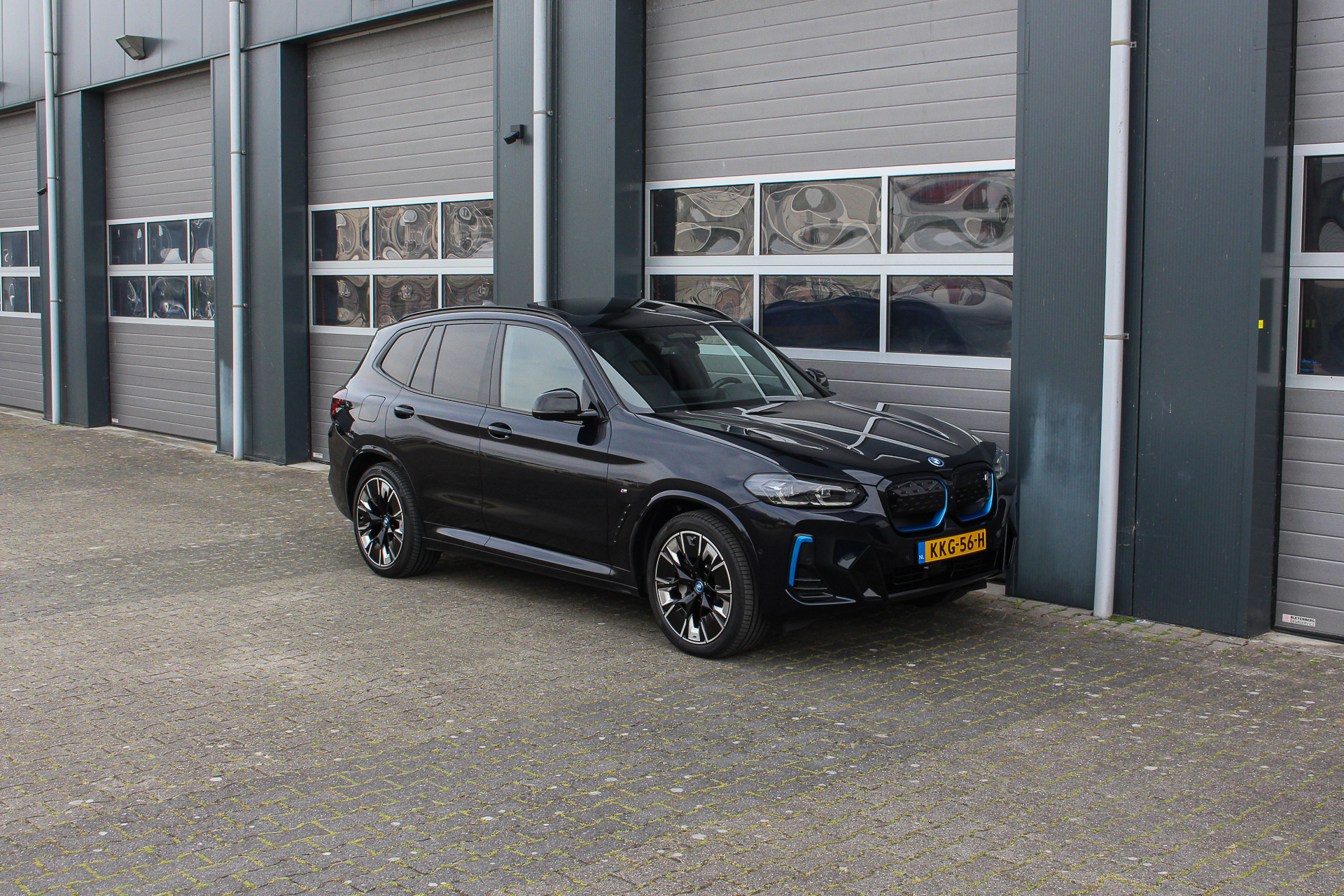 Foto van BMW Ix3