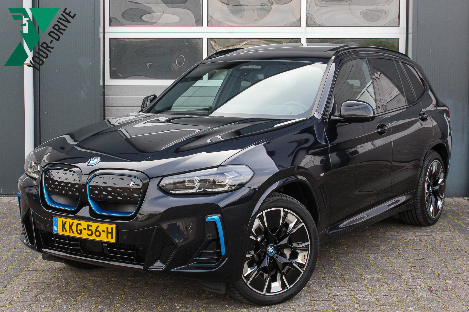BMW Ix3 M Sport High Executive 80 kWh |  12 Mnd. Garantie & SOH 97,4%| Nette en zeer complete iX3 met historie 2023 - voorkant