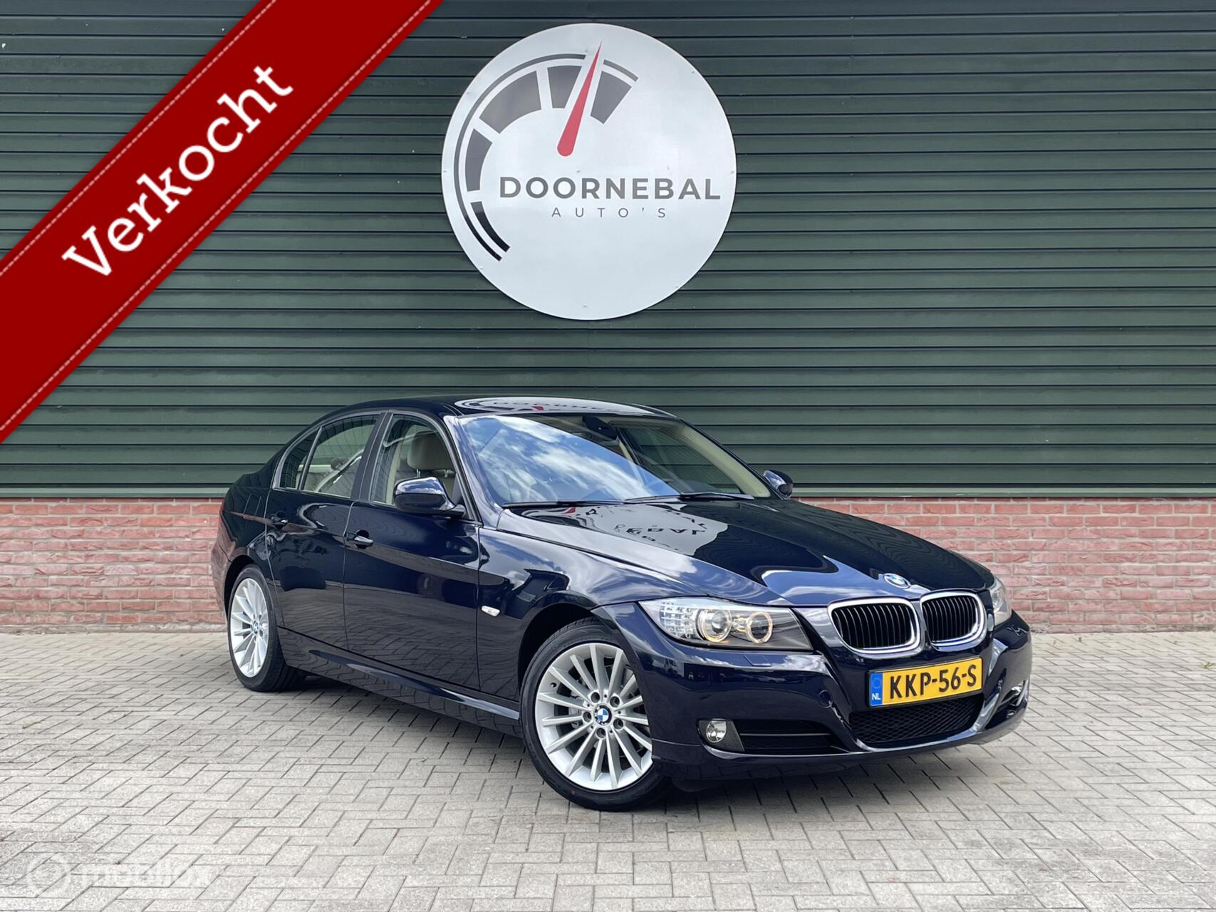 BMW 3-serie 320i Executive / 62DKM ! / LEDER / XENON 2009 - voorkant