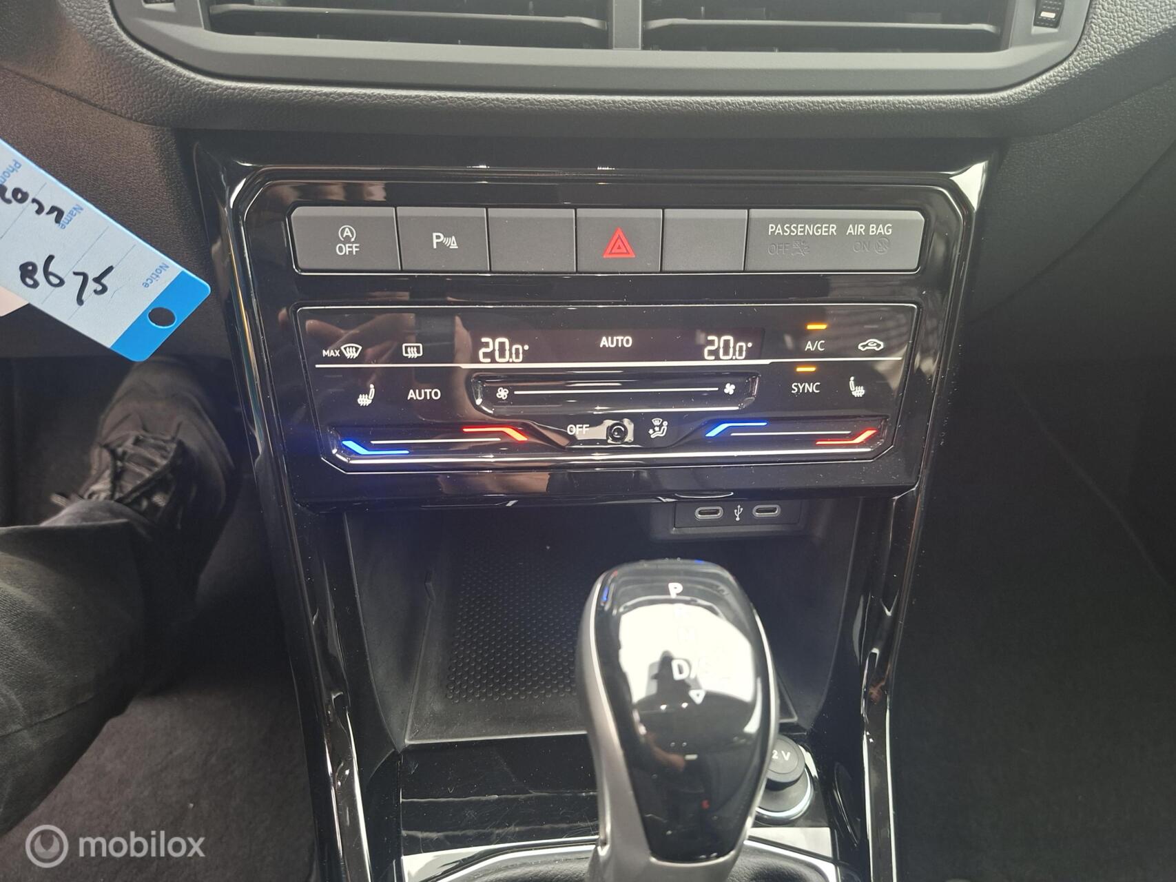 Foto van Volkswagen T-cross