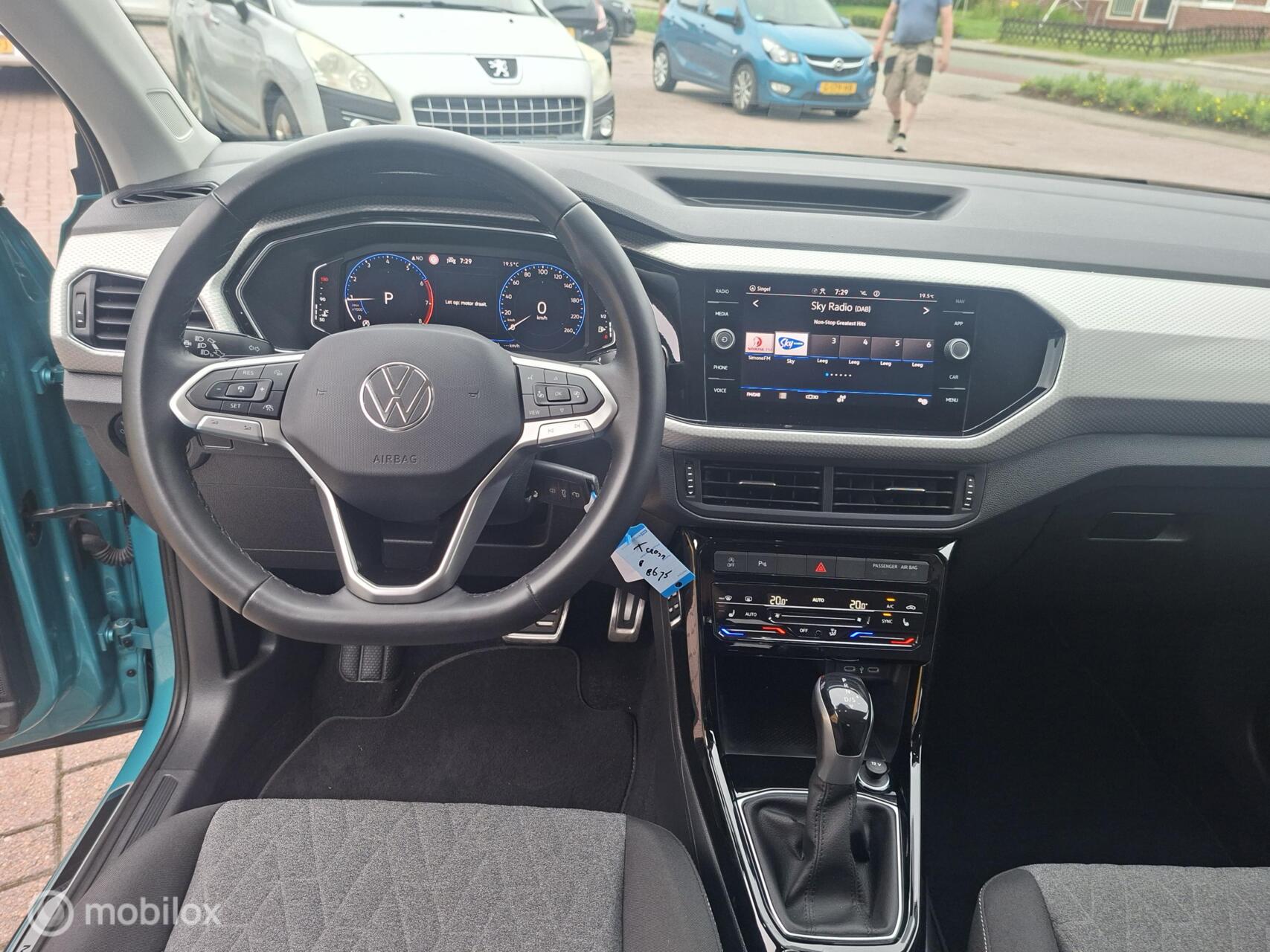 Foto van Volkswagen T-cross