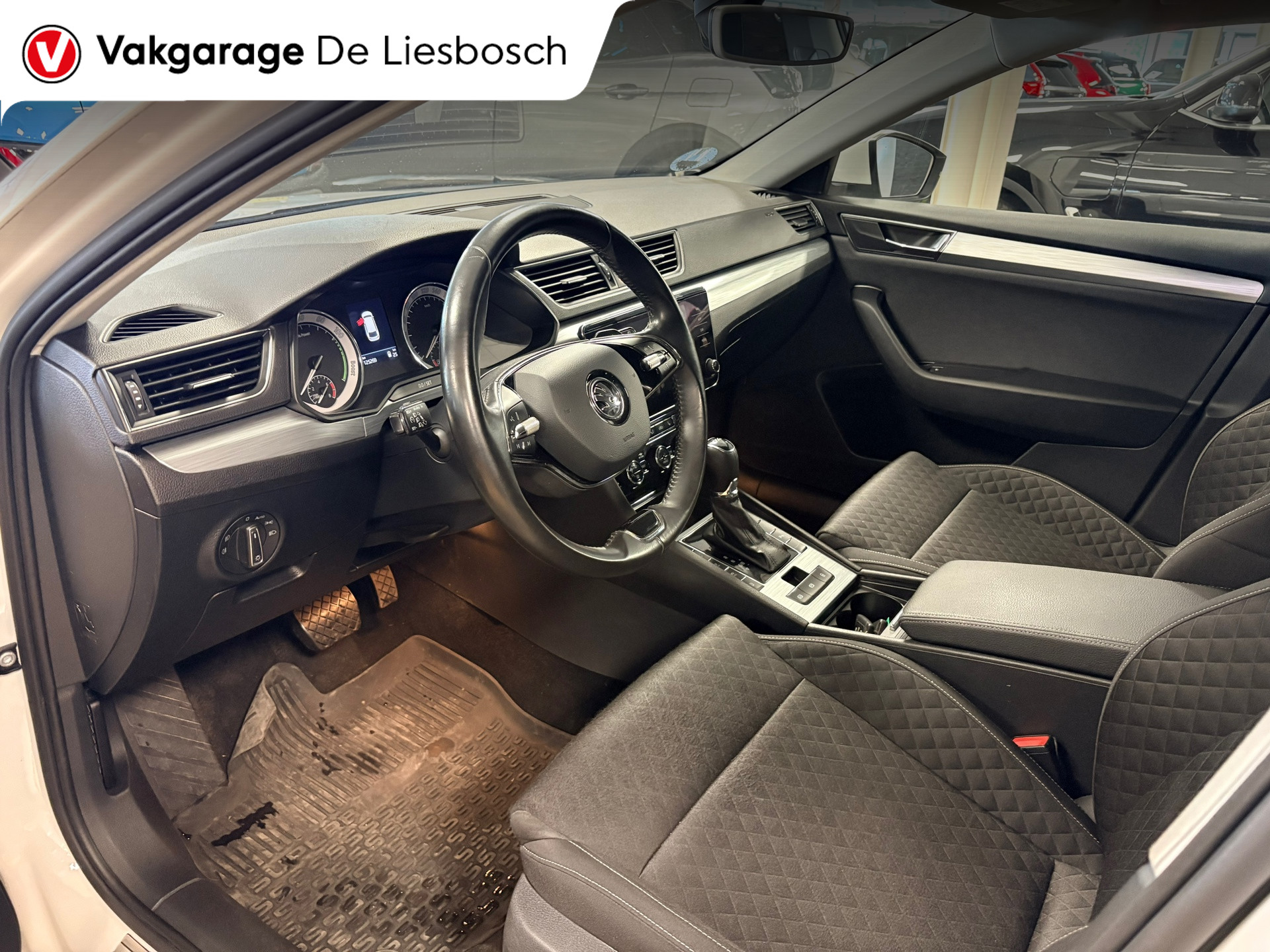 Foto van Skoda Superb