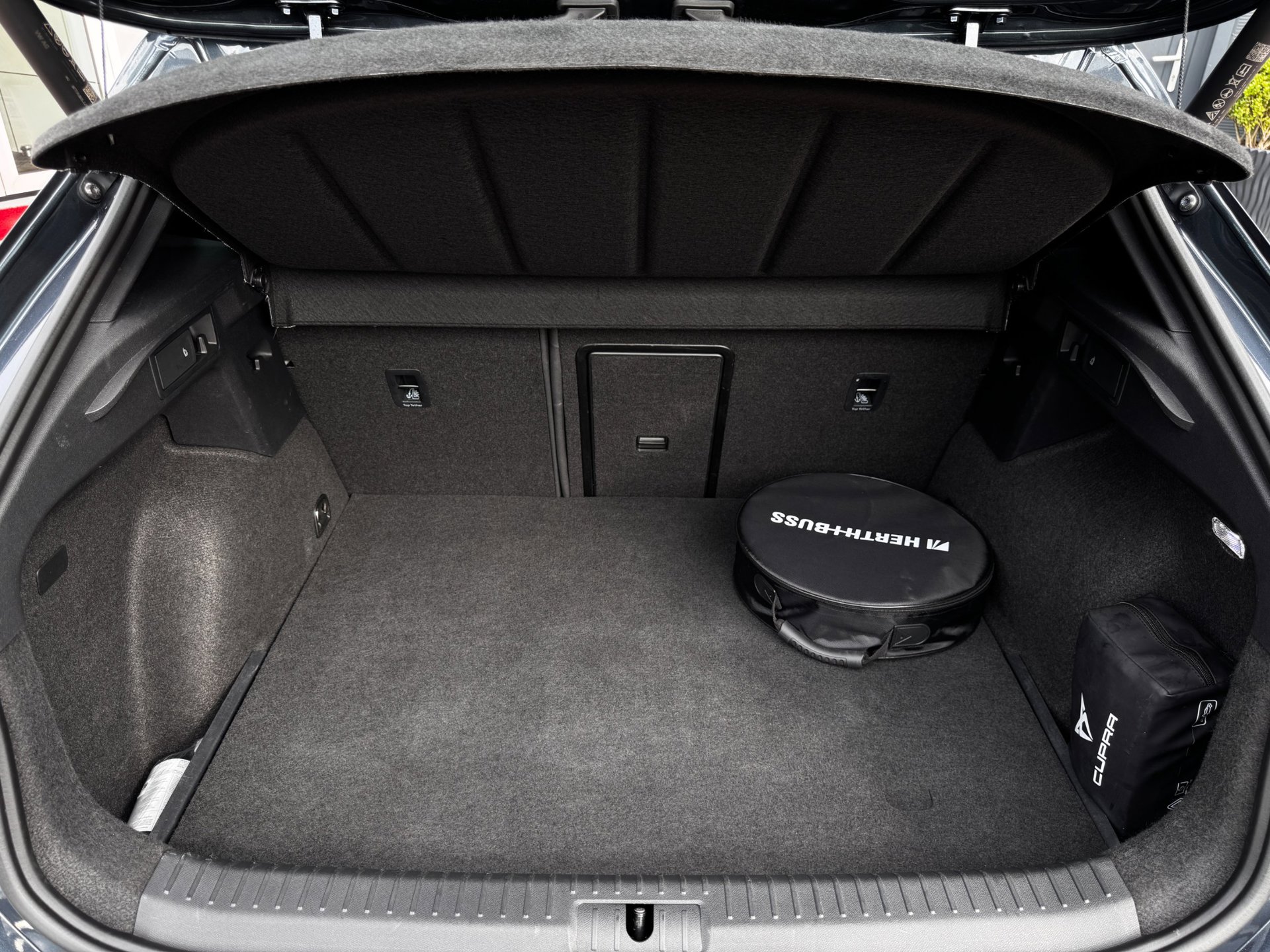 Foto van Cupra Formentor VZ E-hybrid