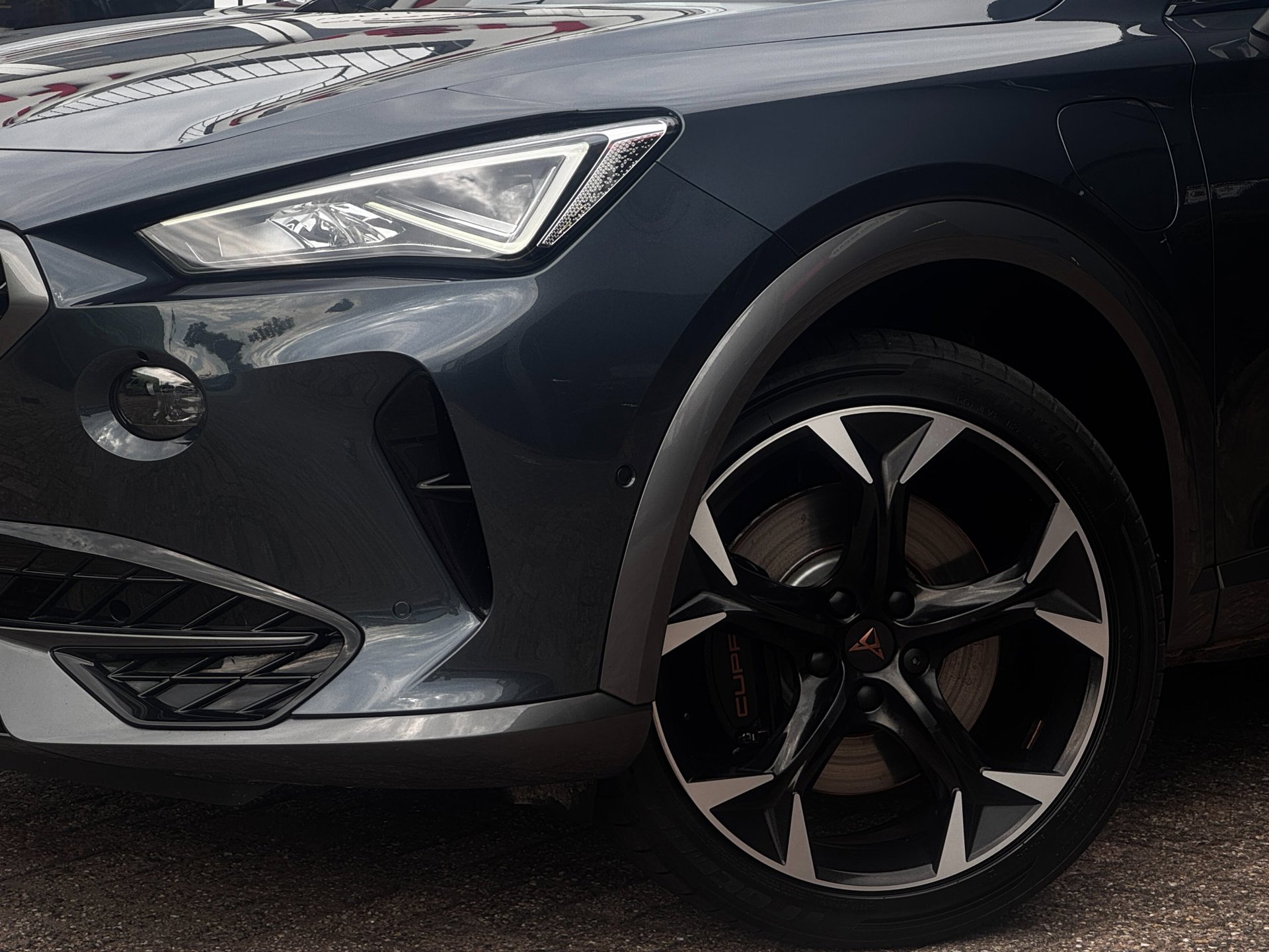 Foto van Cupra Formentor VZ E-hybrid