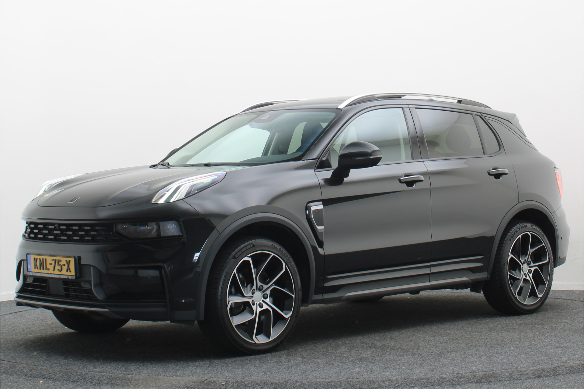 Foto van Lynk&co LYNK & Co 01