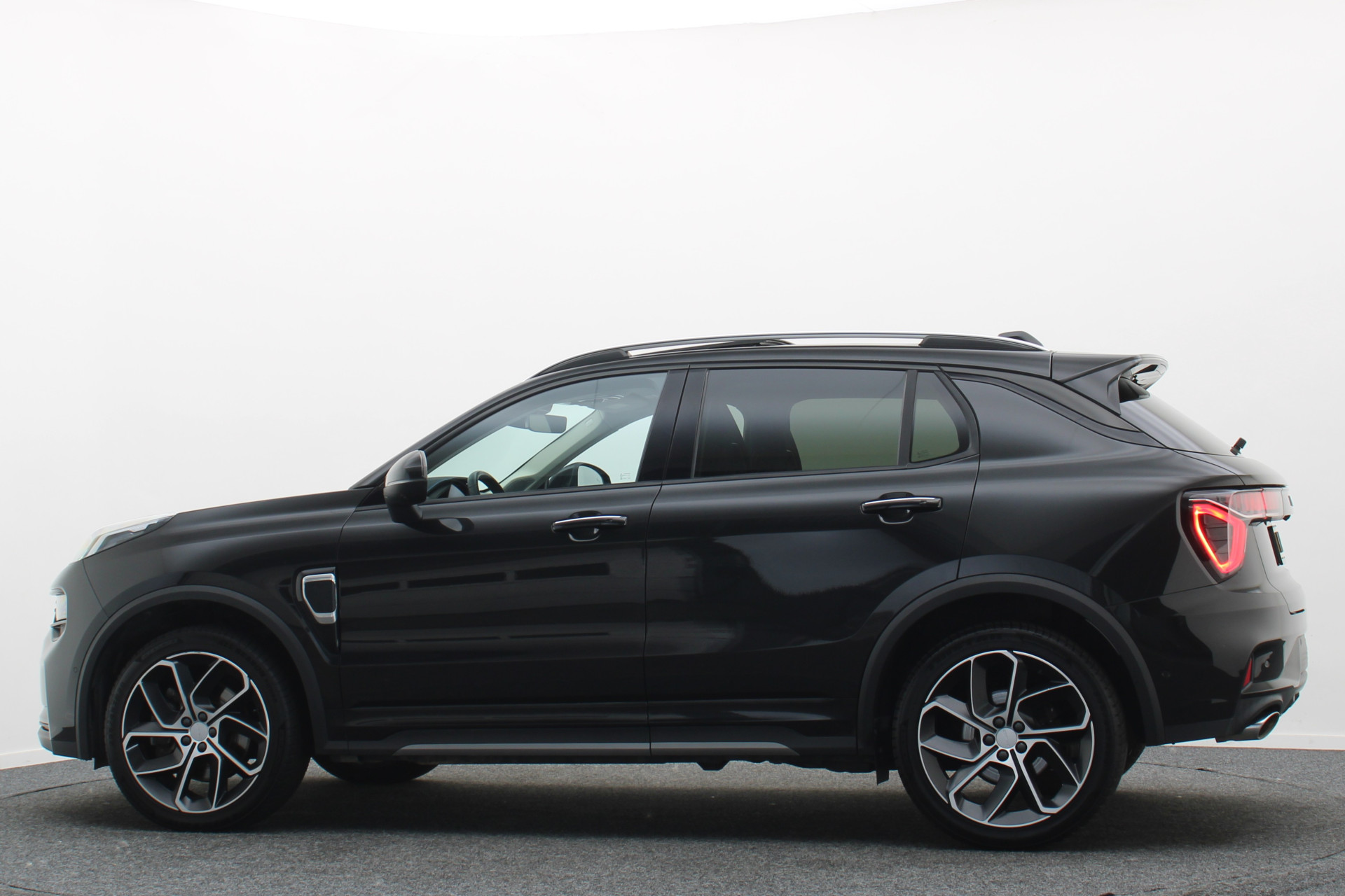 Foto van Lynk&co LYNK & Co 01