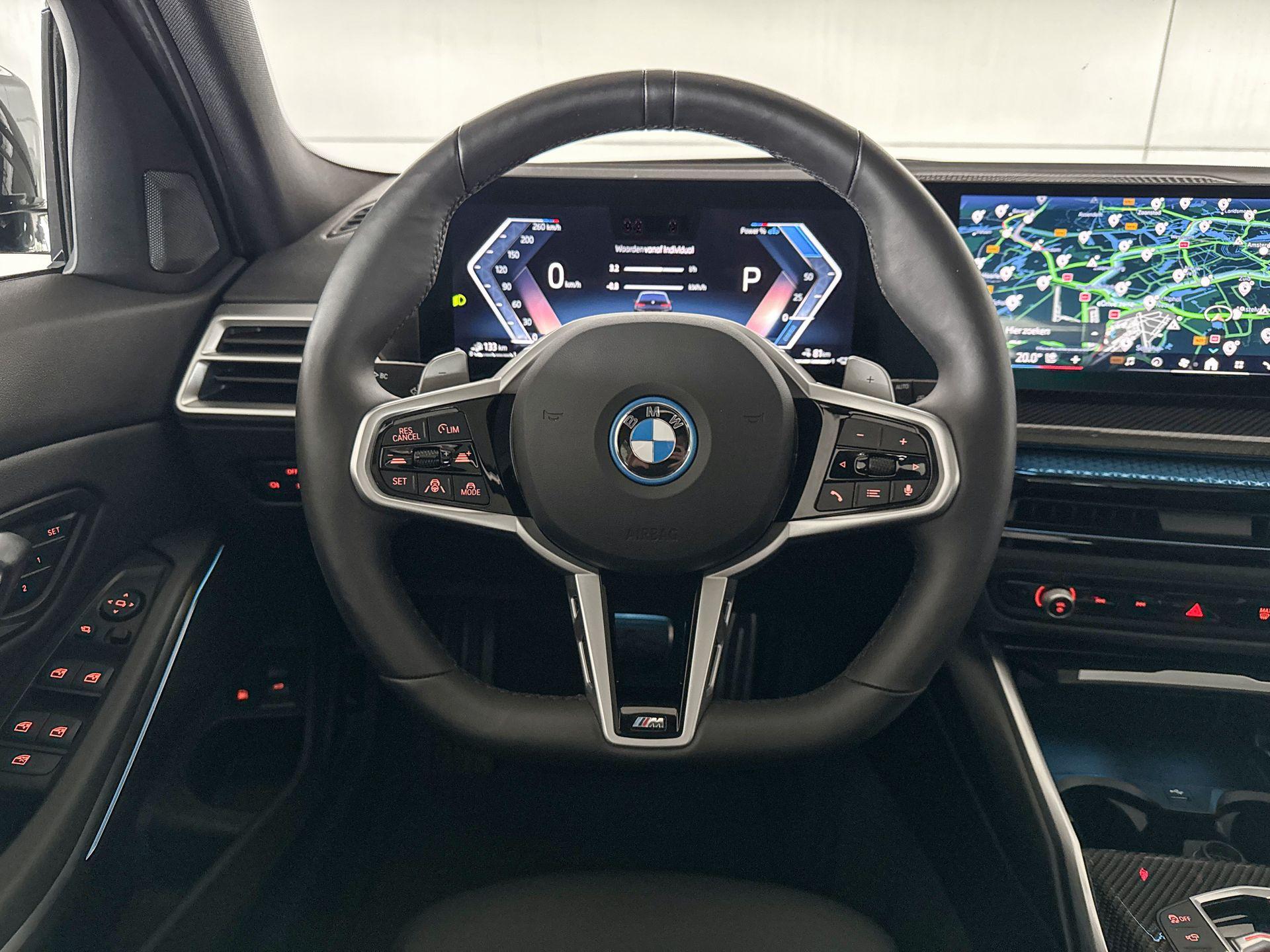 Foto van BMW 330e xDrive