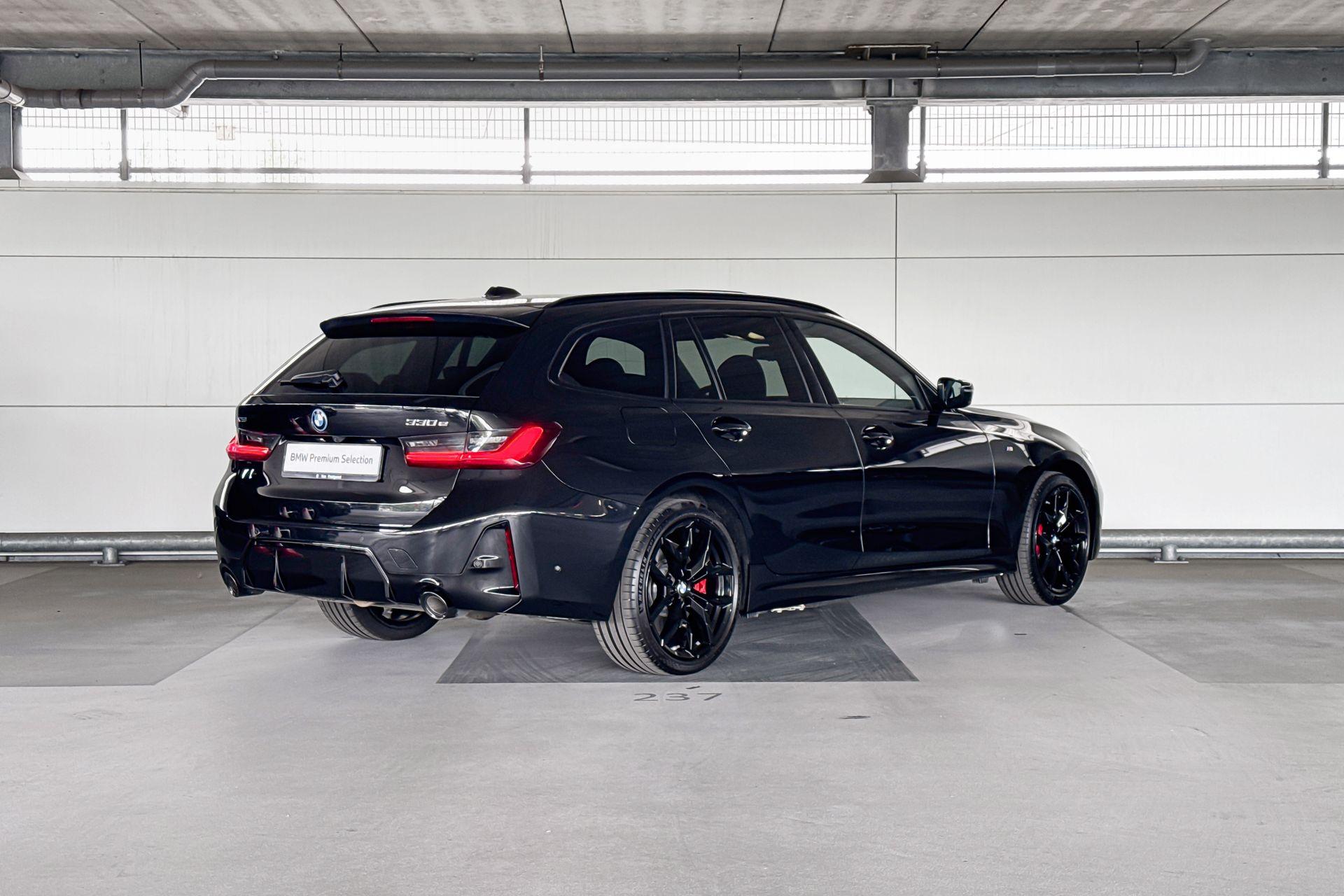 Foto van BMW 330e xDrive