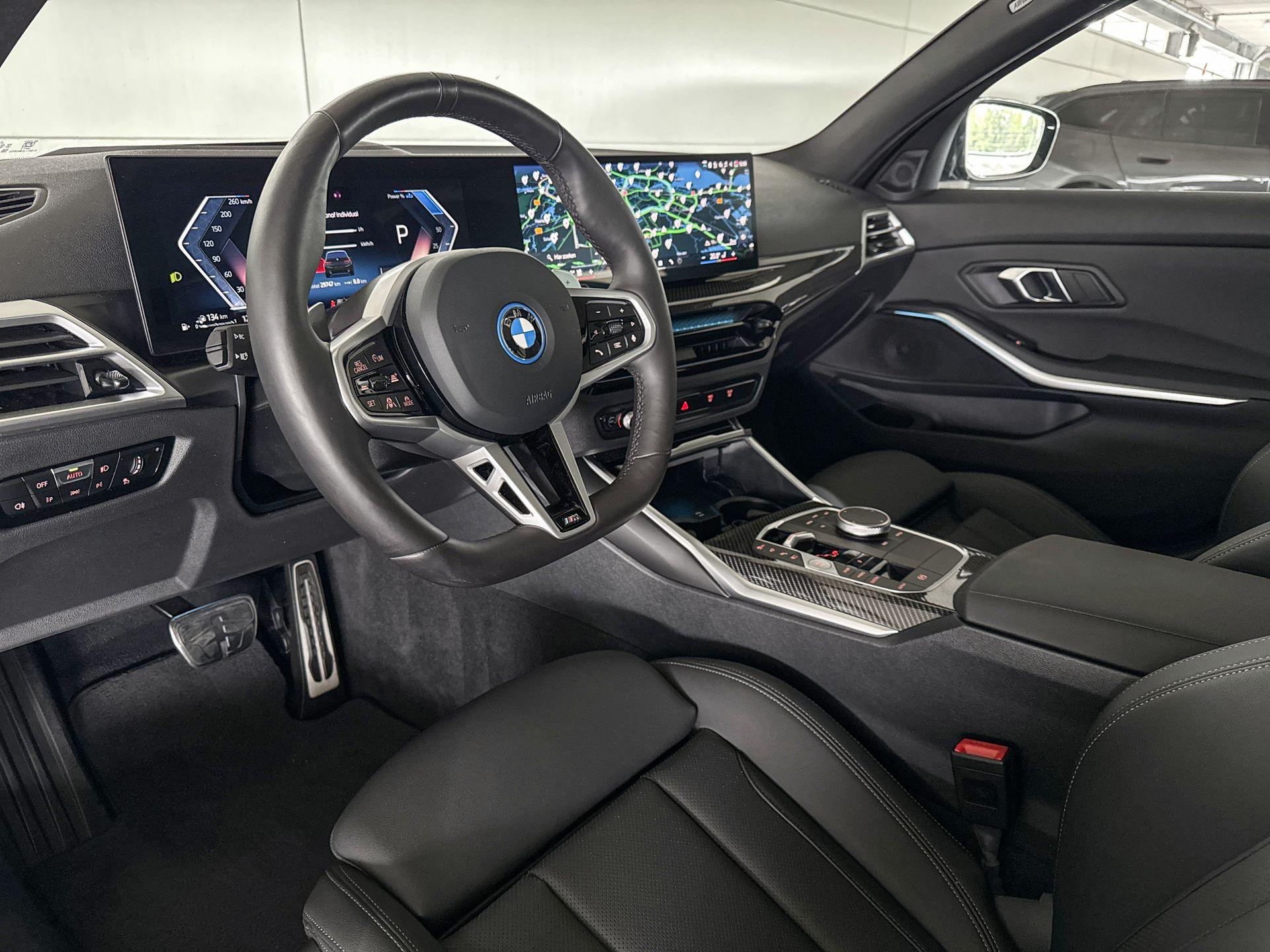 Foto van BMW 330e xDrive