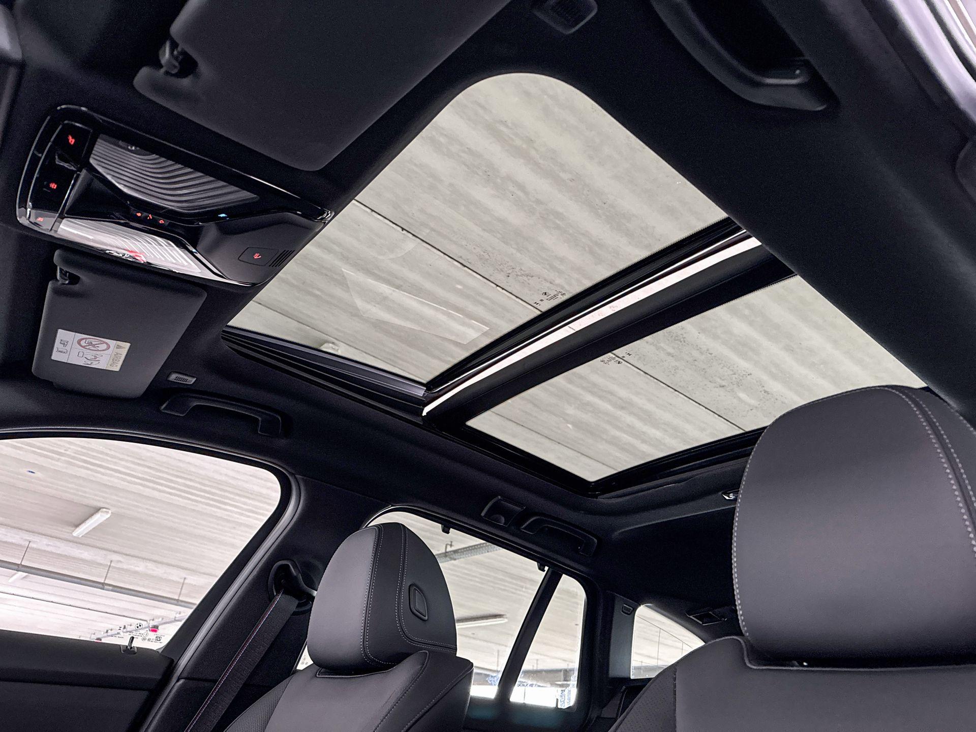 Foto van BMW 330e xDrive
