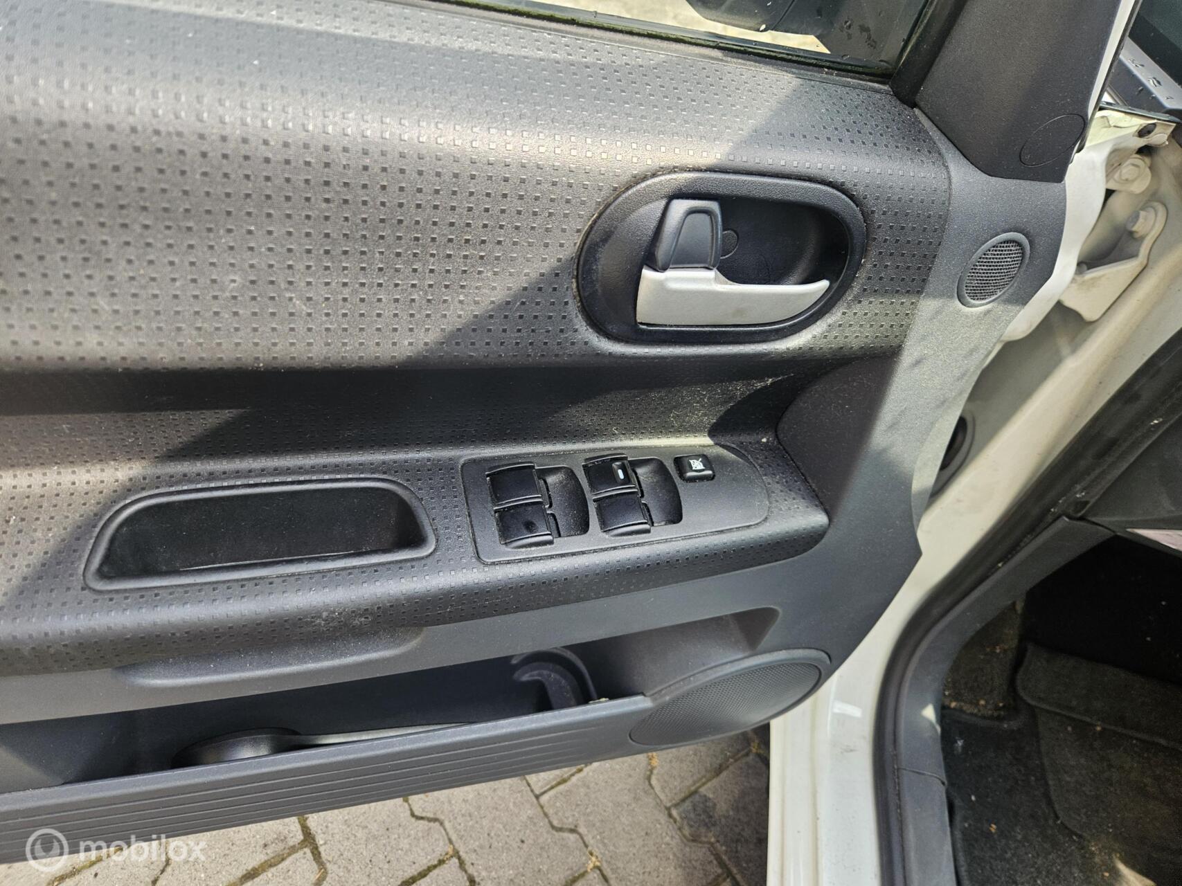 Foto van Mitsubishi Mitsubishi Colt