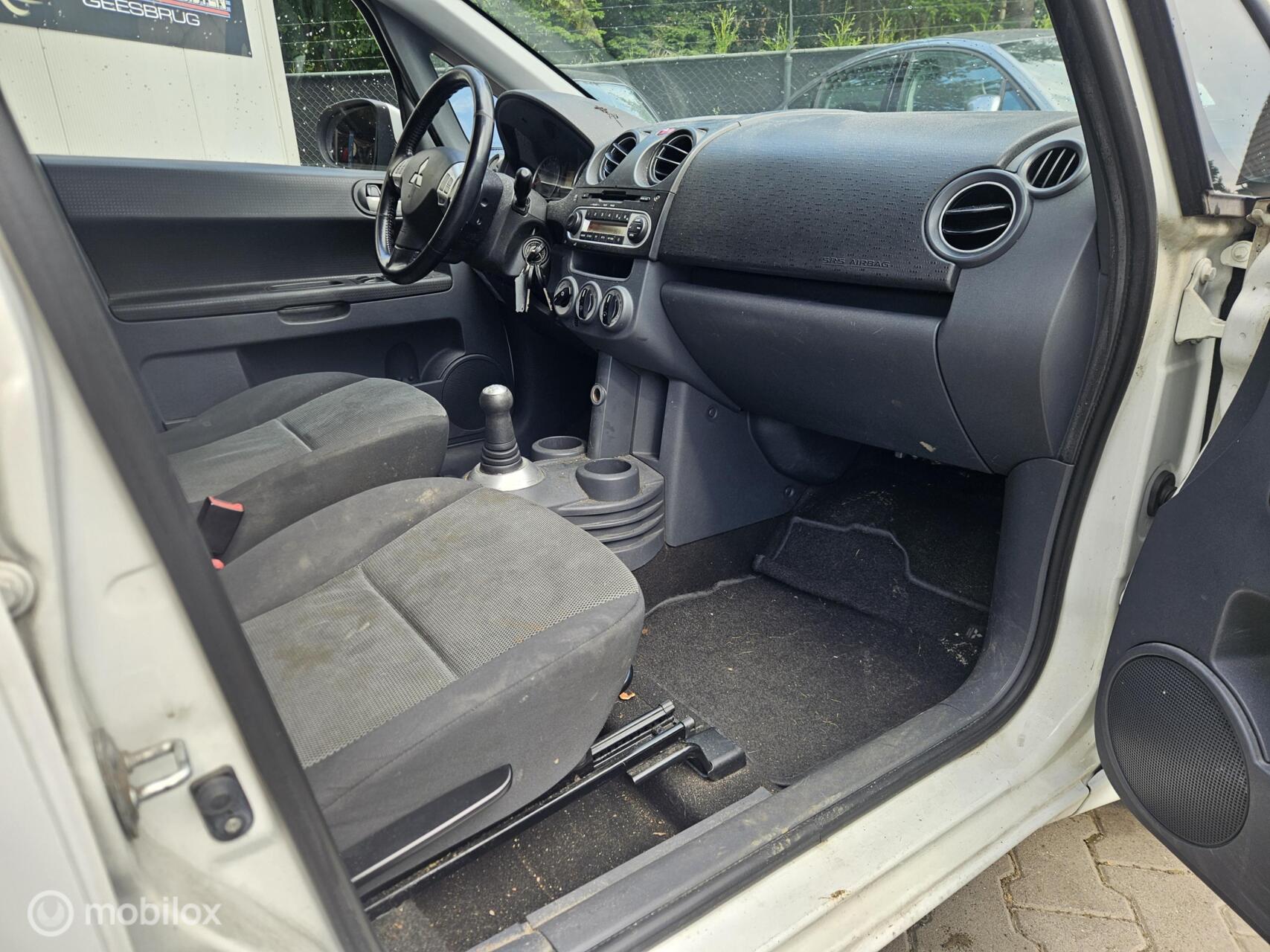 Foto van Mitsubishi Mitsubishi Colt