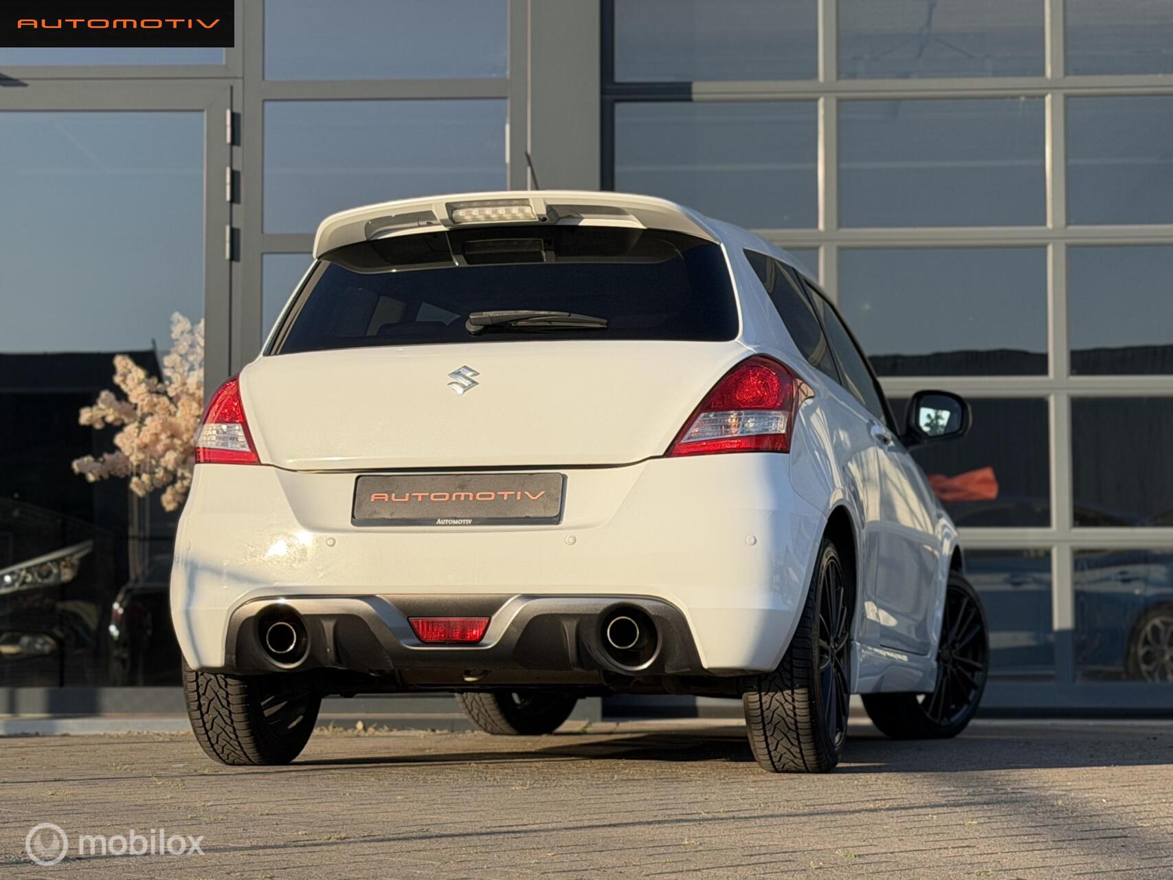 Foto van Suzuki Swift Sport