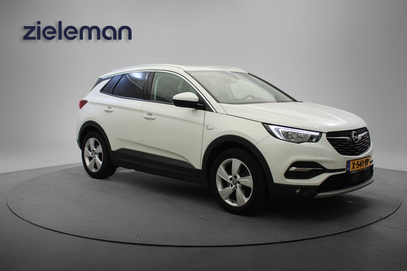 Opel Grandland X 1.6 Turbo Hybrid Business Edition - 2021 - voorkant