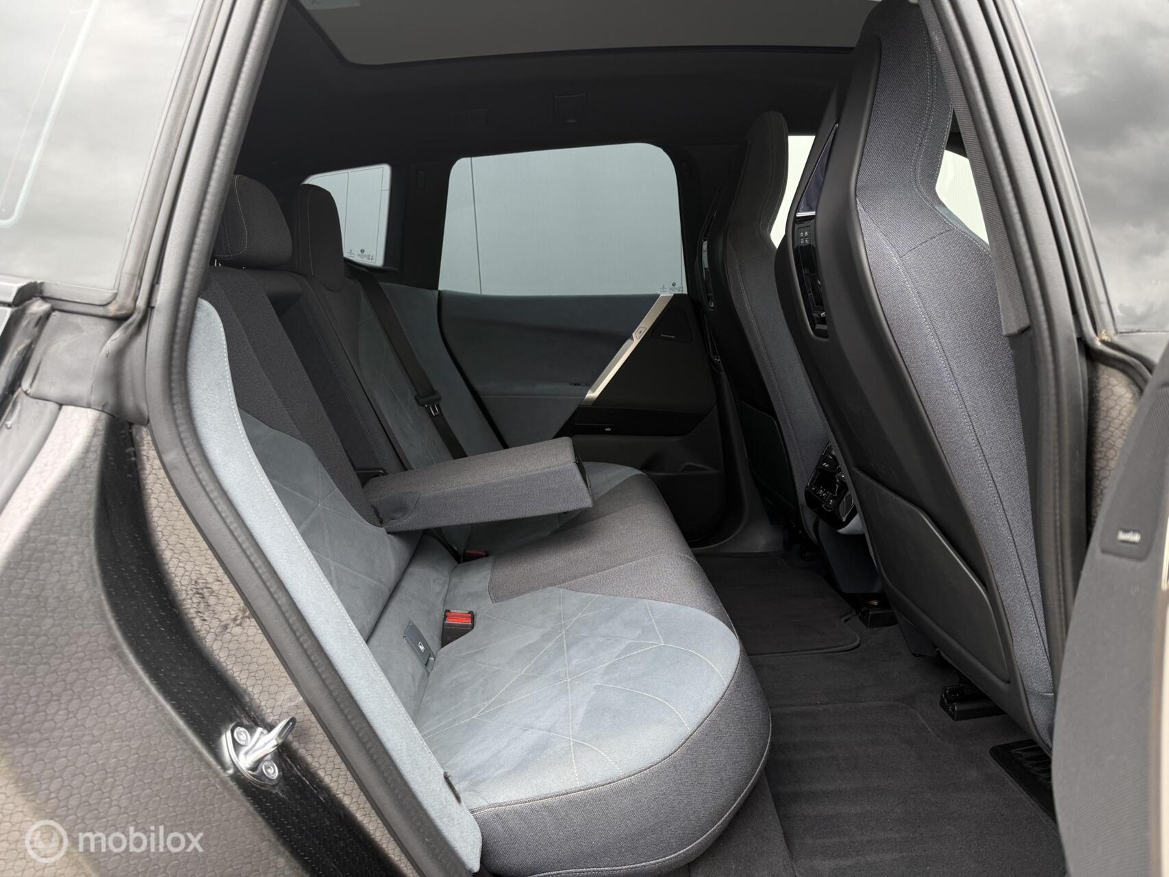 Foto van BMW Ix Xdrive40