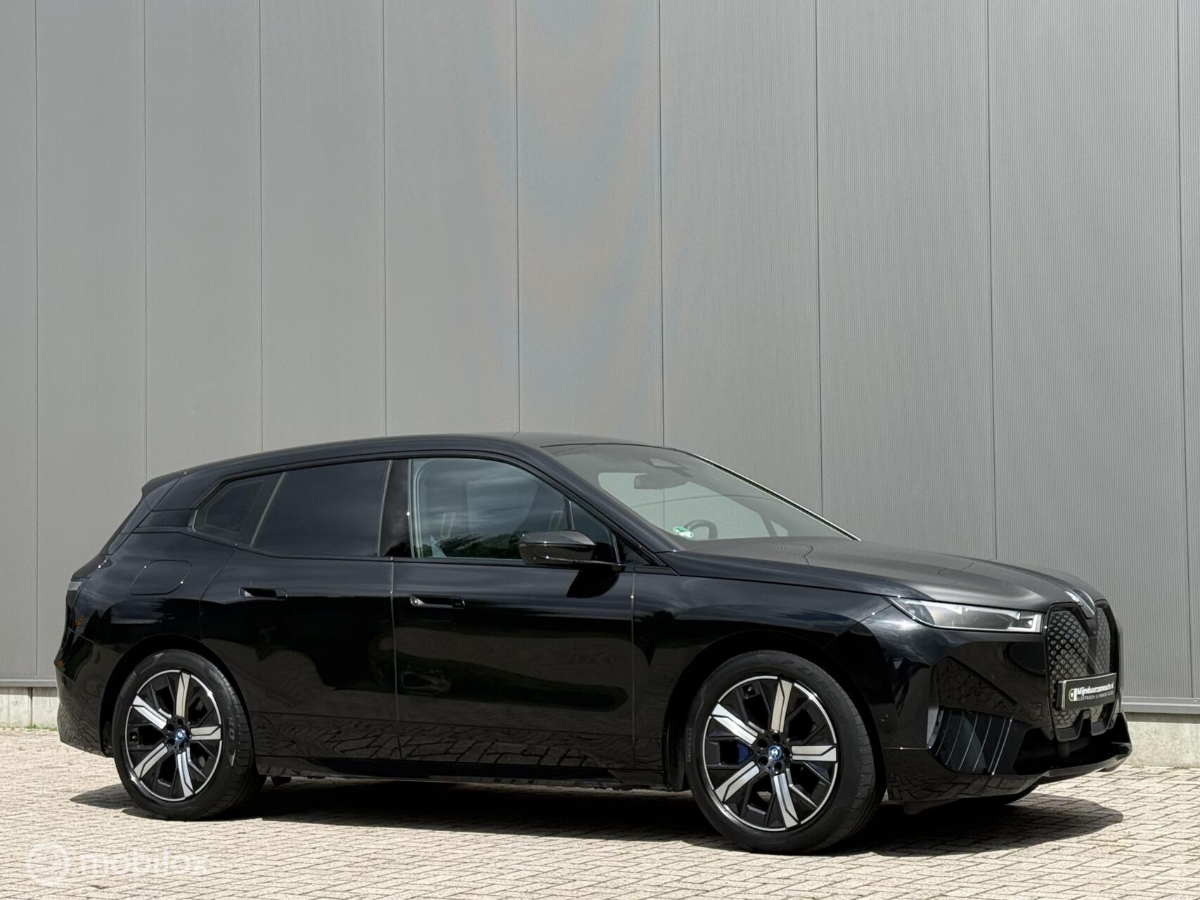 Foto van BMW Ix Xdrive40