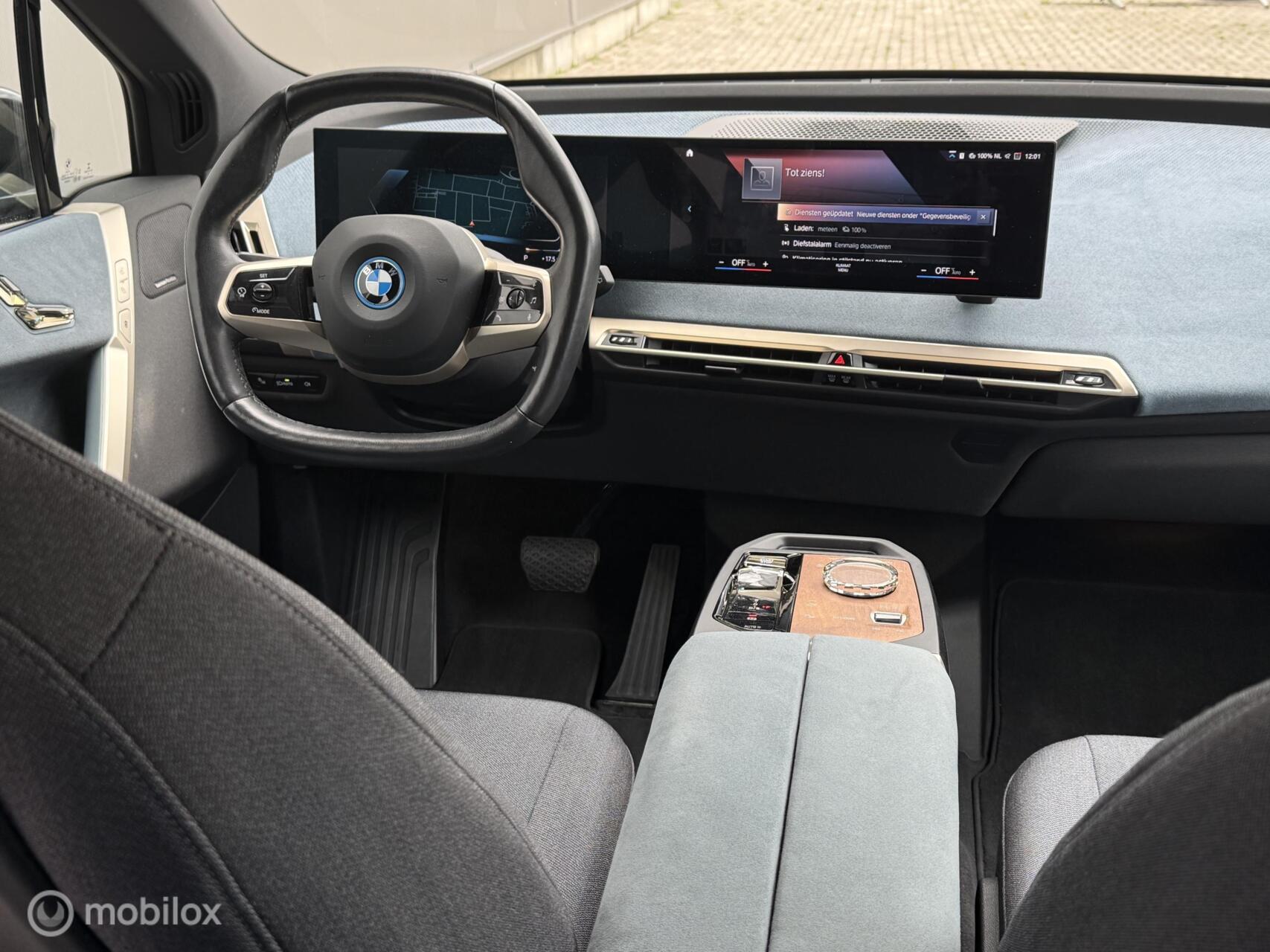 Foto van BMW Ix Xdrive40