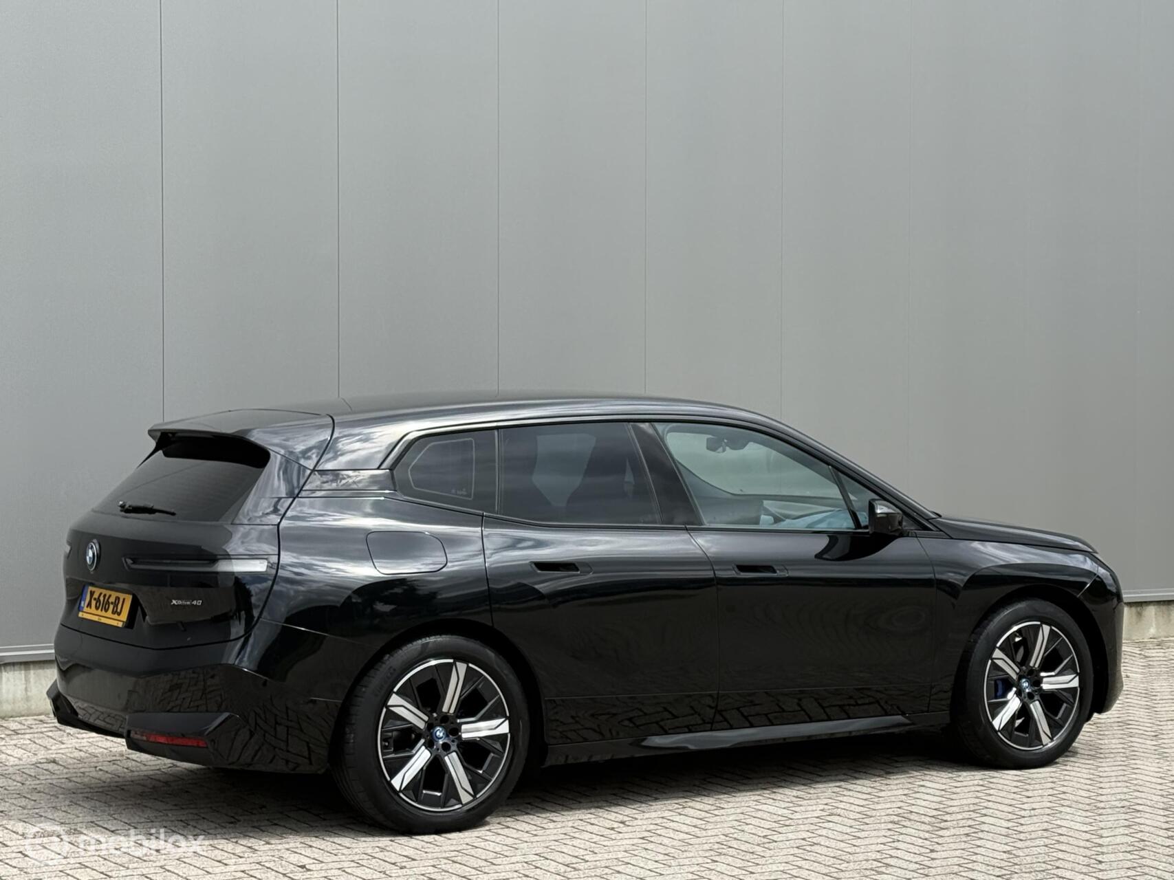 Foto van BMW Ix Xdrive40