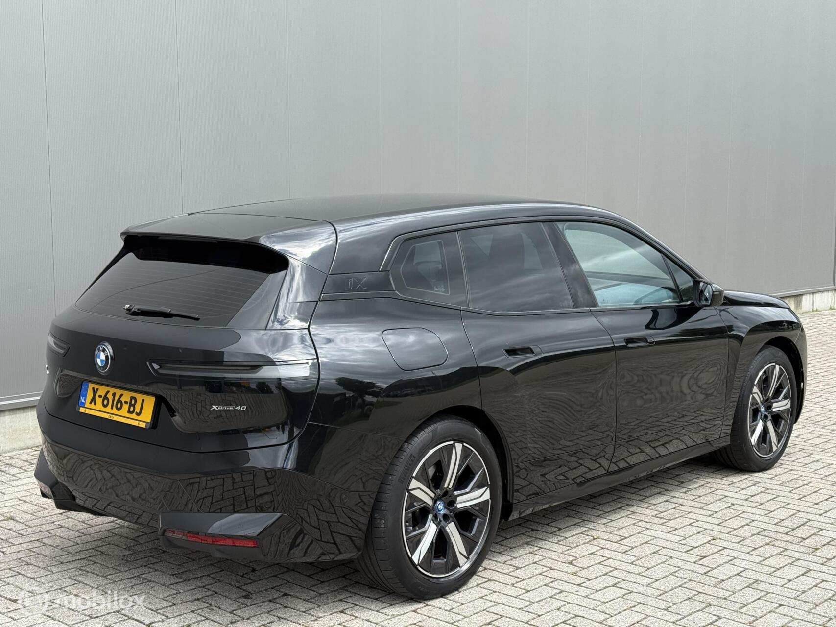 Foto van BMW Ix Xdrive40