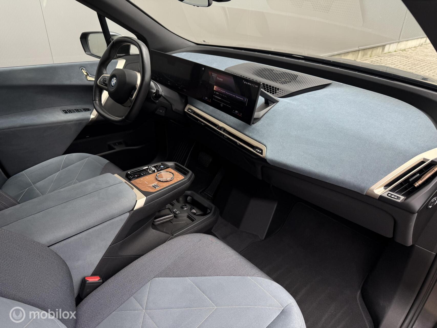 Foto van BMW Ix Xdrive40