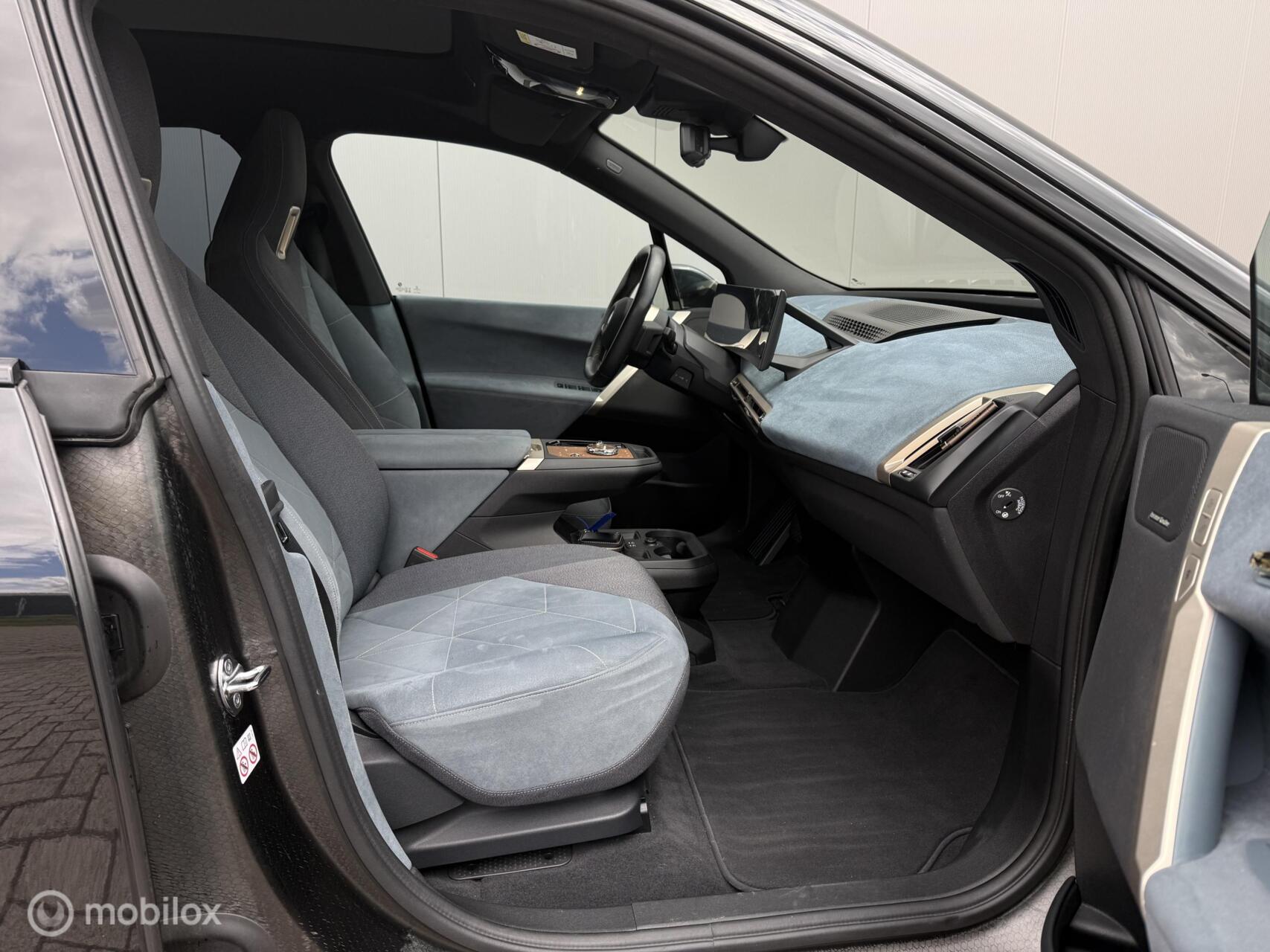 Foto van BMW Ix Xdrive40