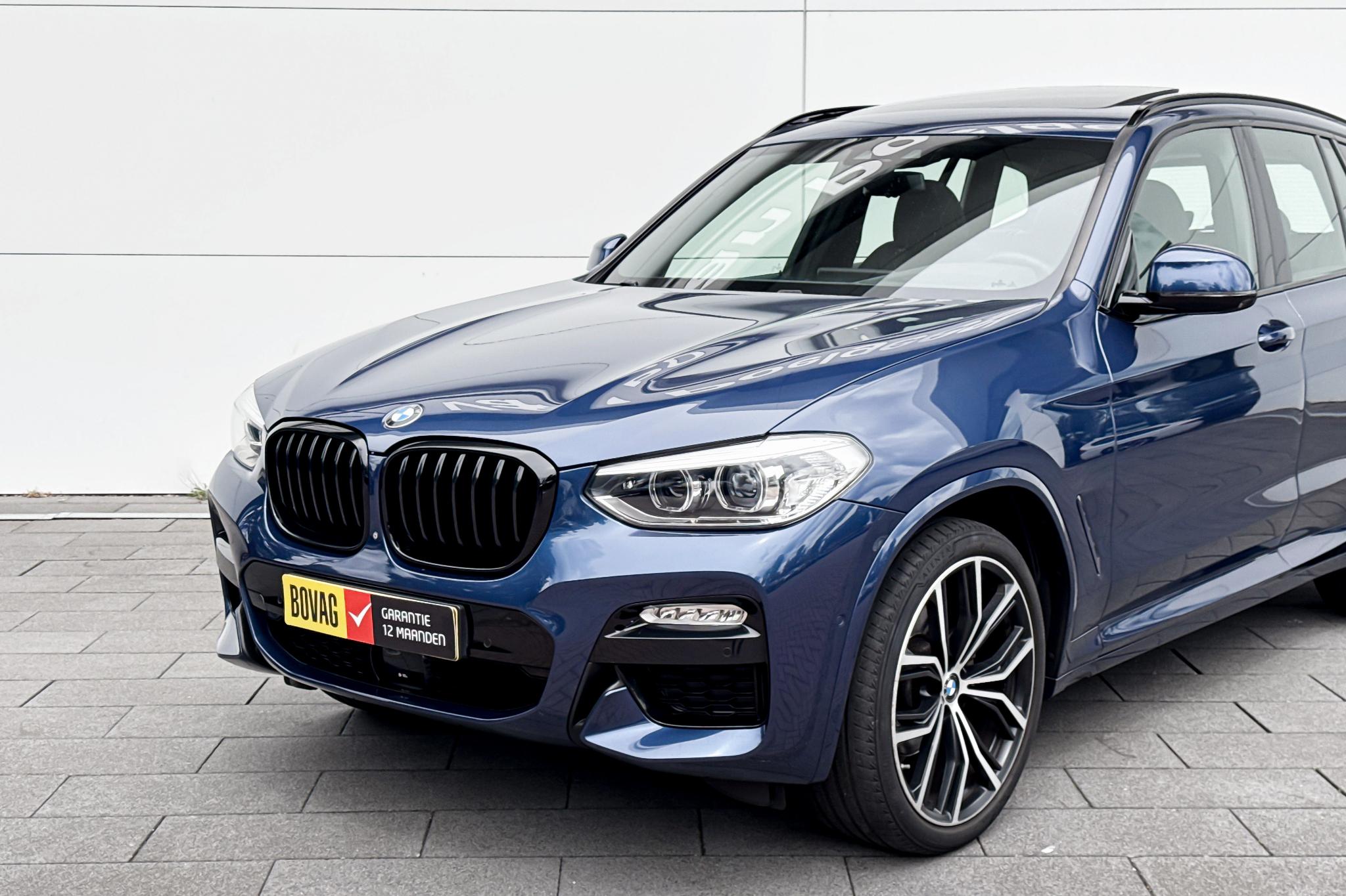 Foto van BMW X3 Xdrive20i