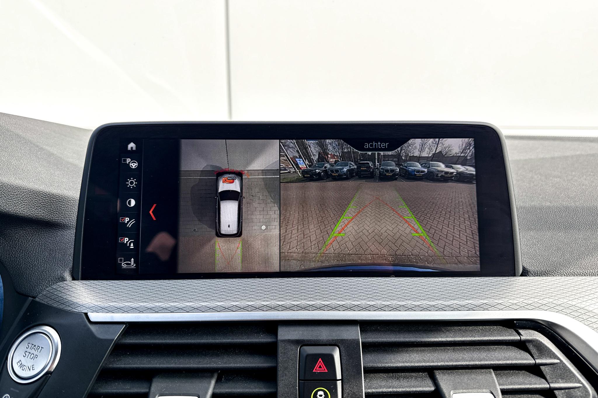 Foto van BMW X3 Xdrive20i