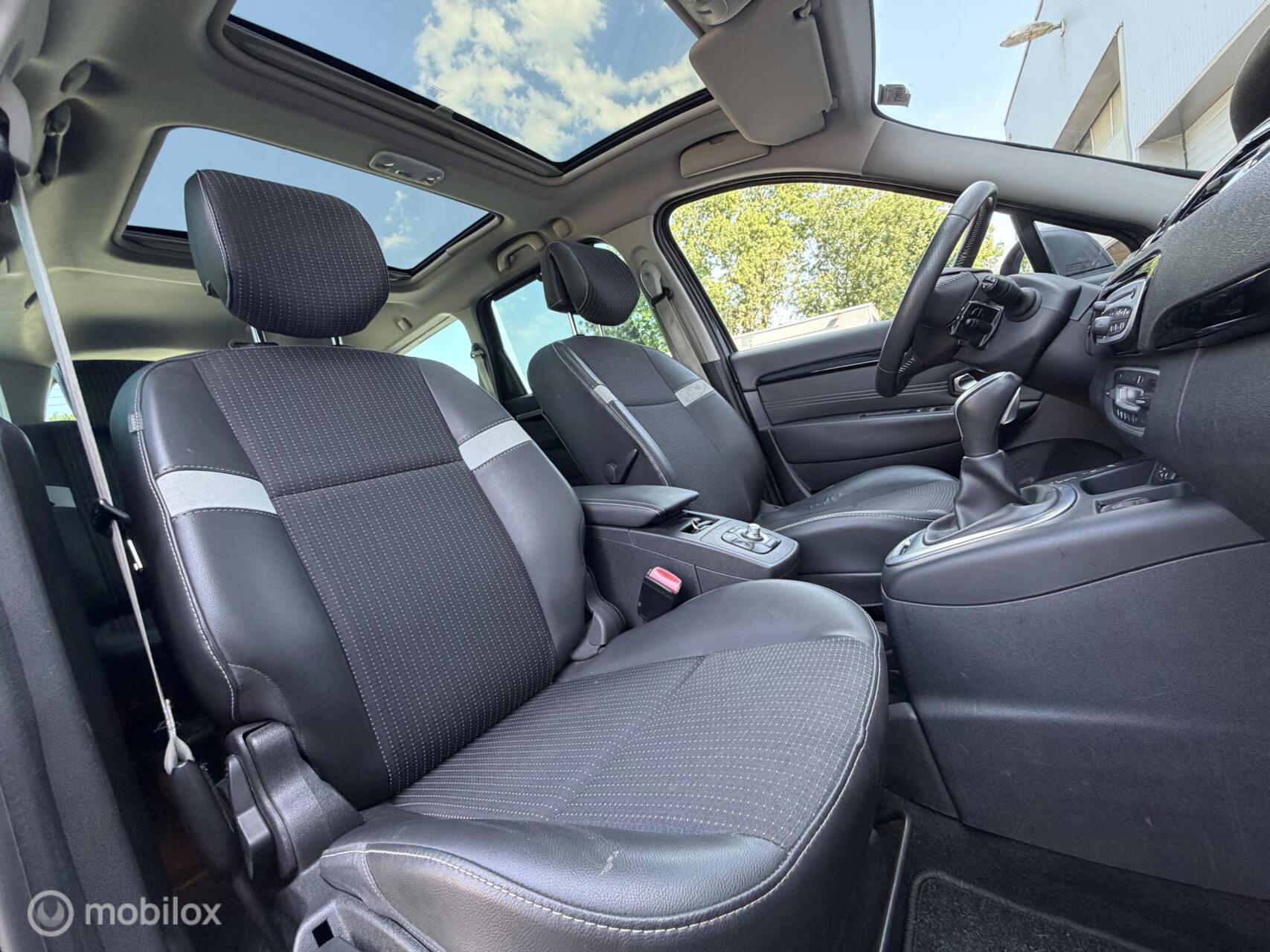 Foto van Renault Megane Scenic