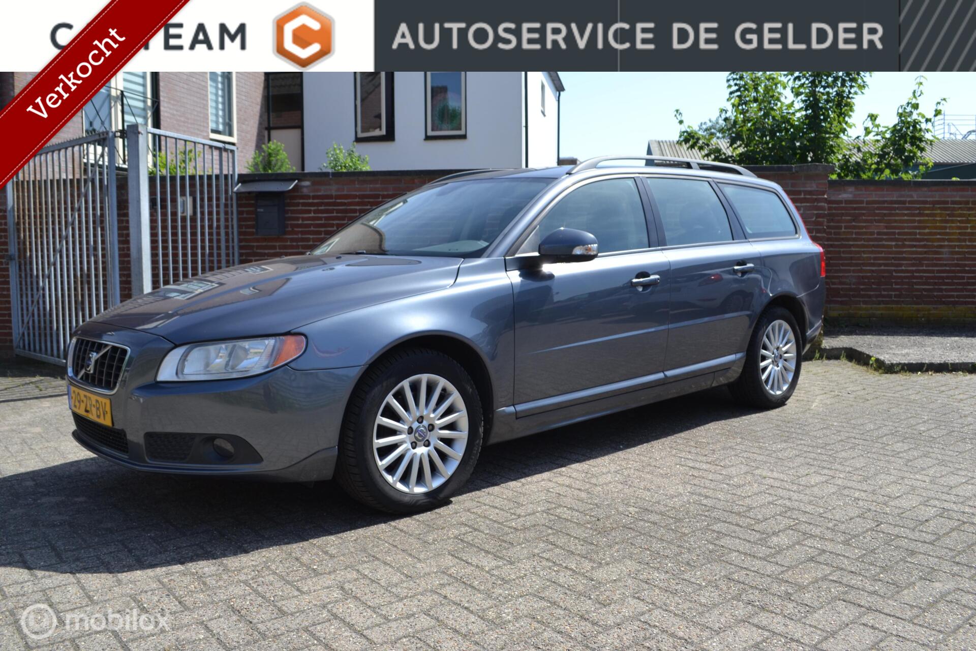 Volvo V70 2.5T Momentum | Leer | Cruise | Climate | Trekhaak | Verw. voorstoelen 2008 - voorkant
