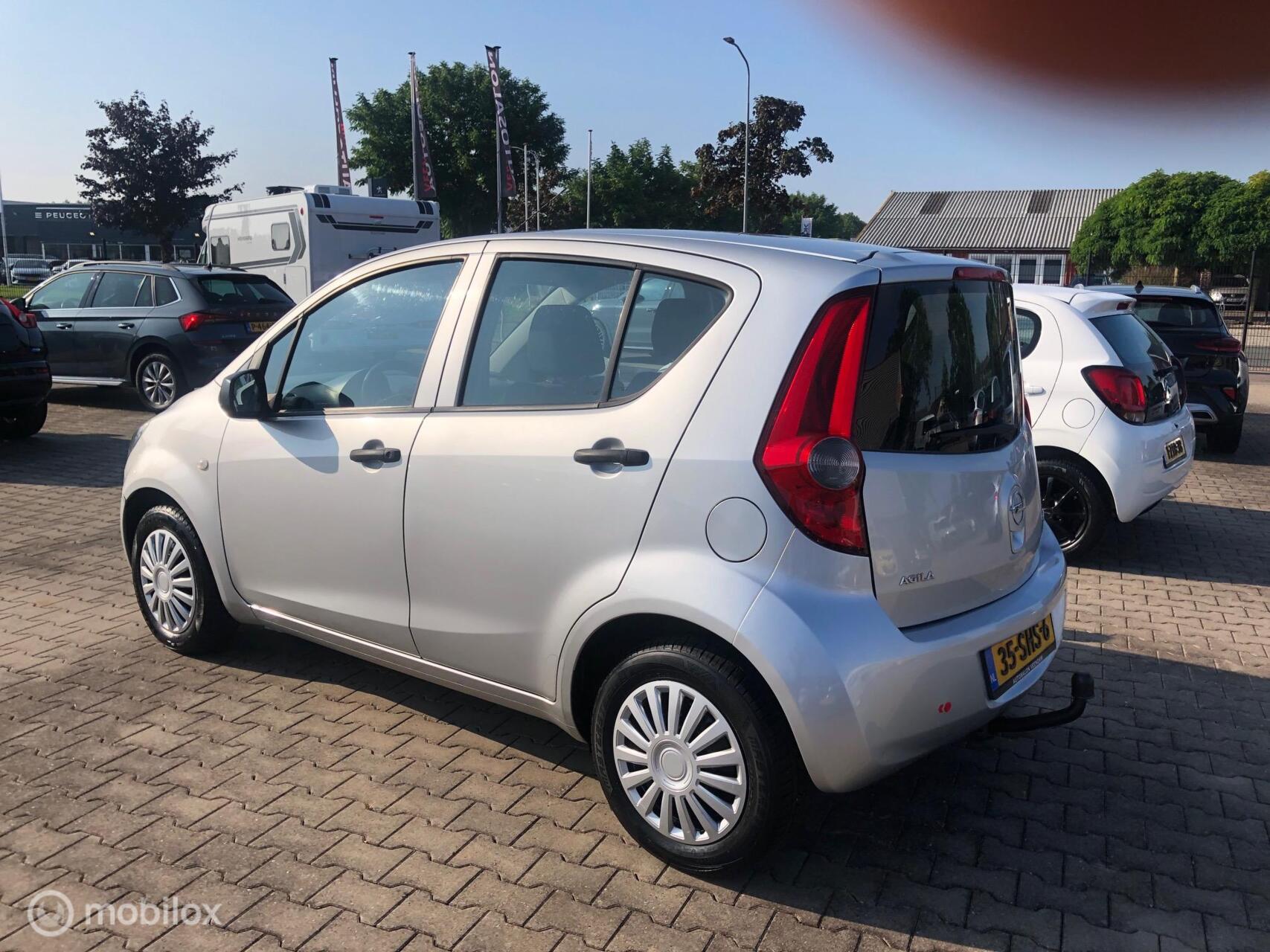Foto van Opel Agila