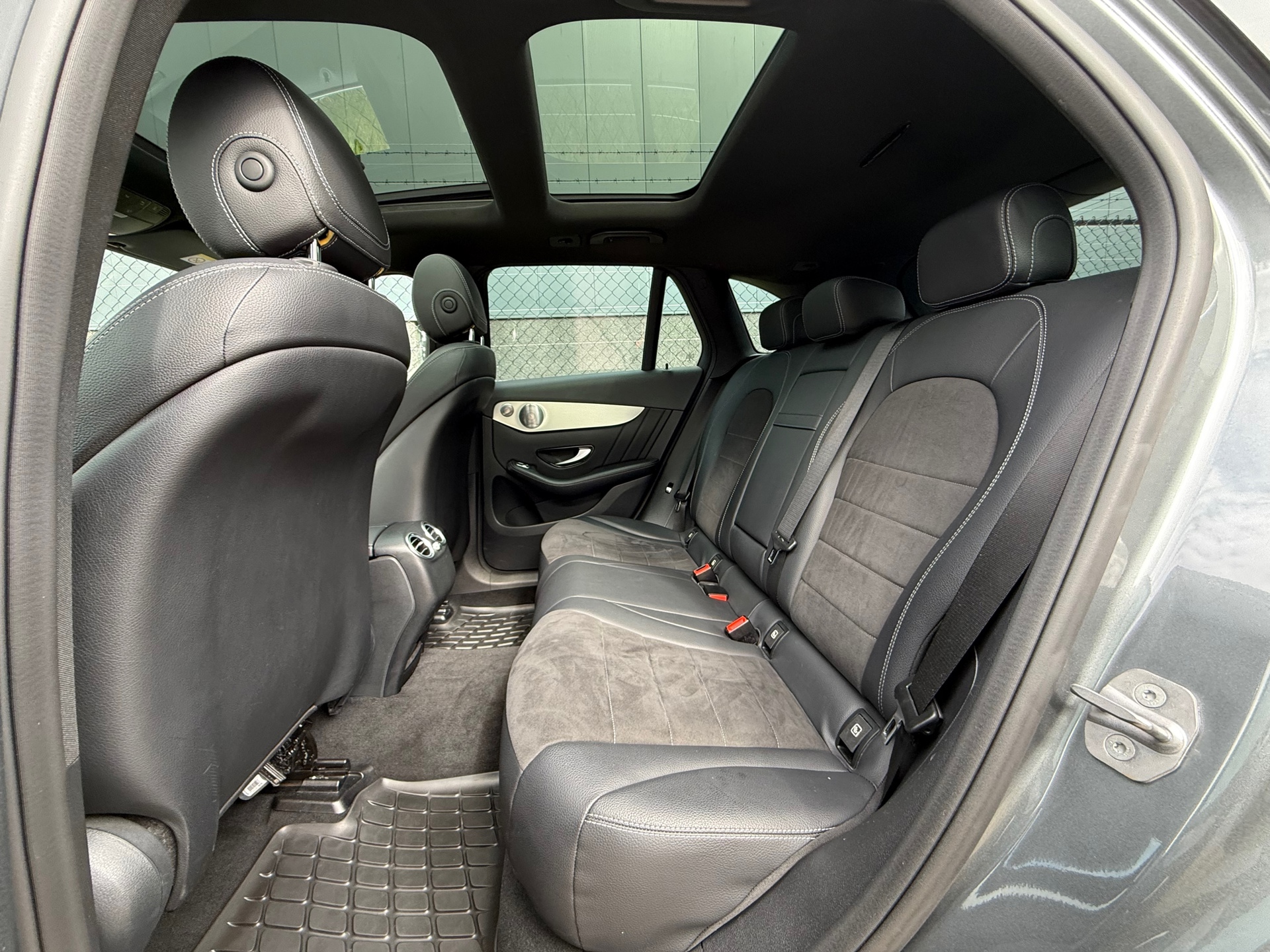 Foto van Mercedes-Benz GLC 220 D 4Matic