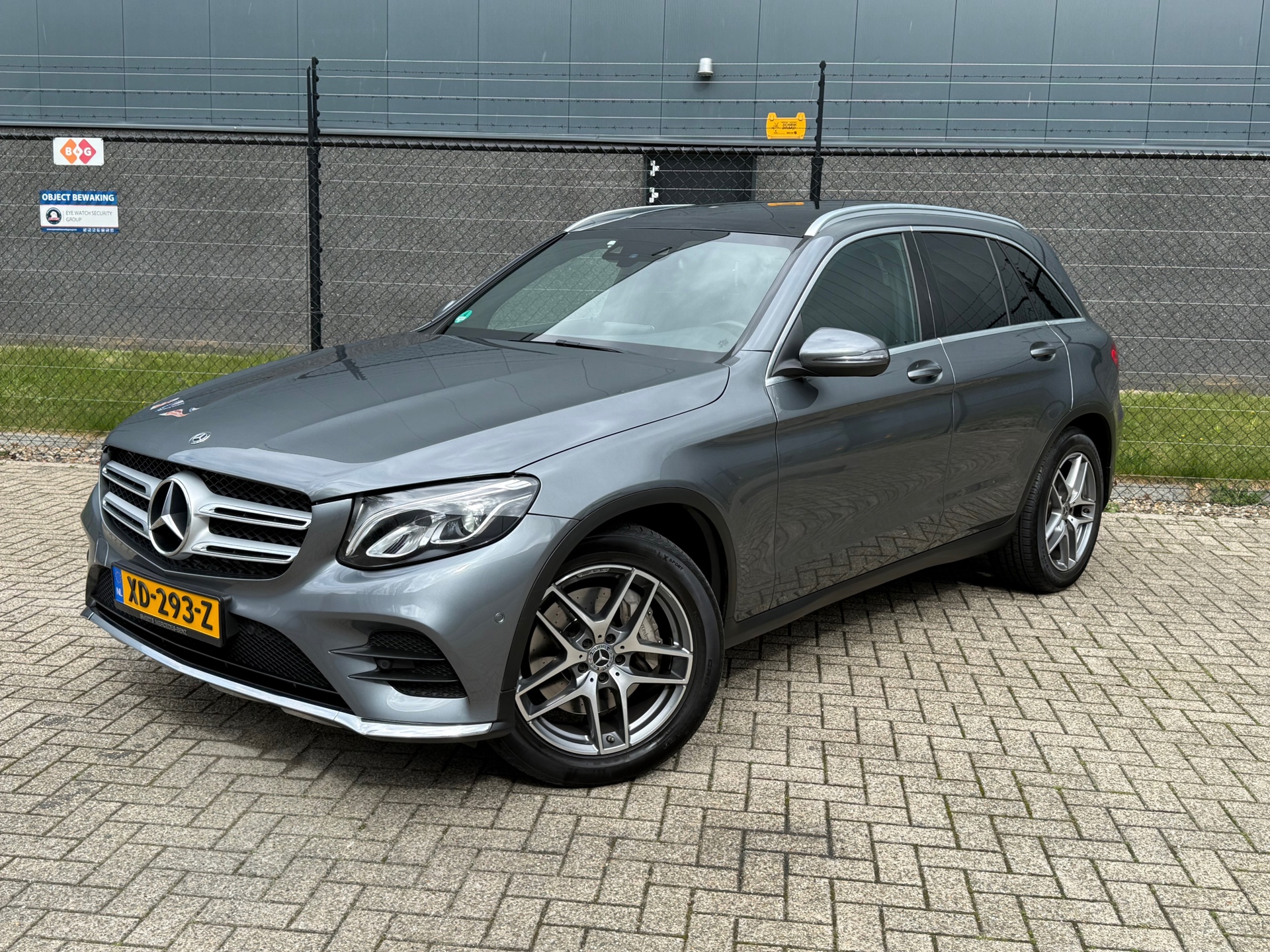 Mercedes-Benz GLC 220 D 4Matic 220d 4Matic AMG-Line |Pano| |Dealer onderhouden| |OrgNL| 2018 - voorkant