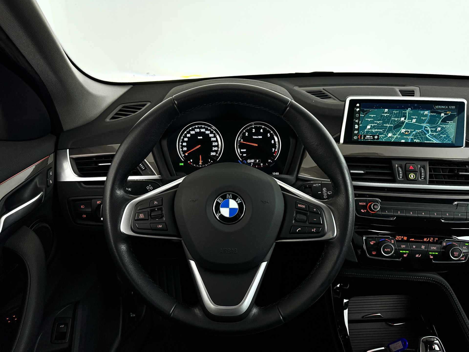 Foto van BMW X1 Sdrive20i