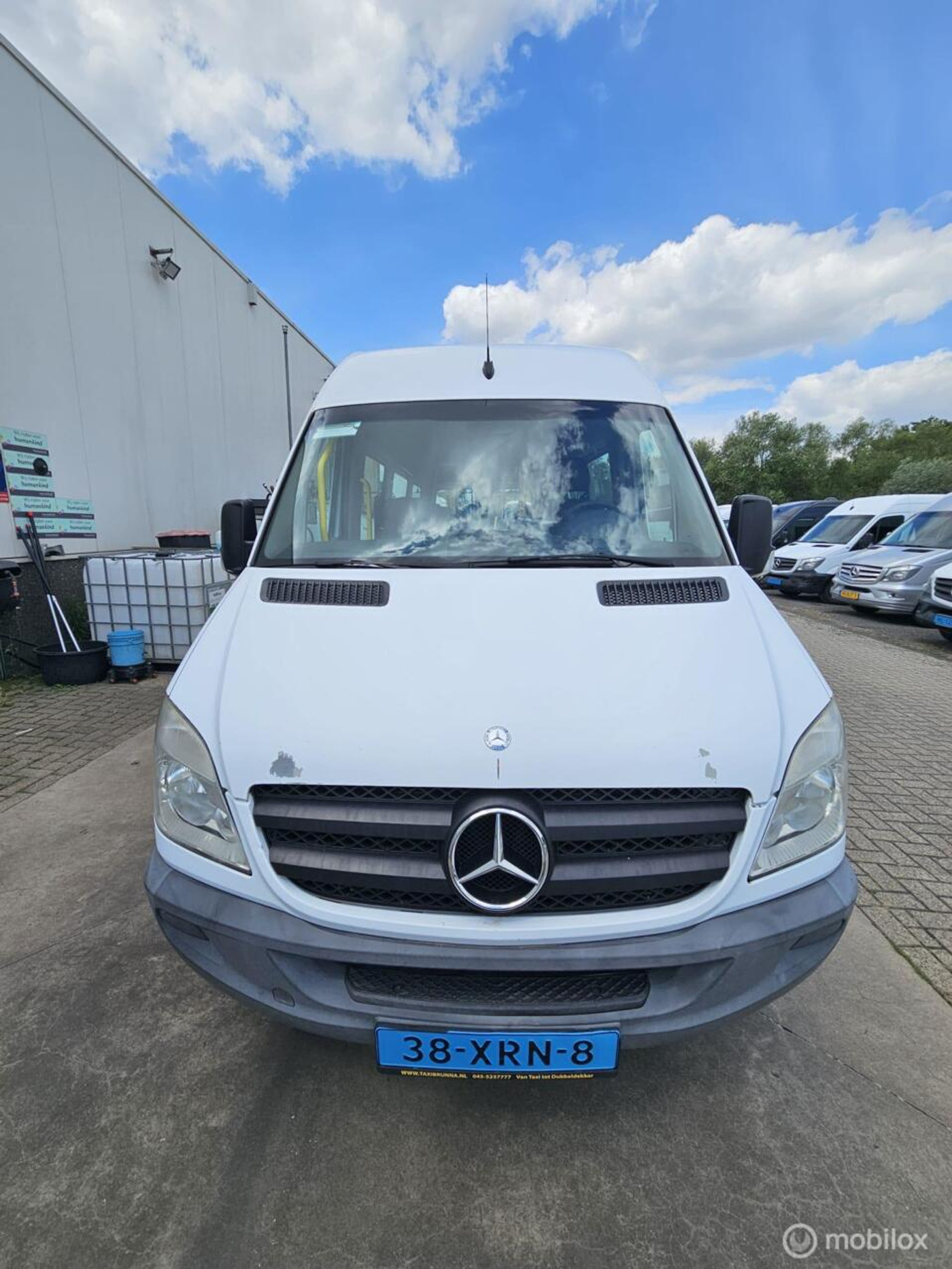 Mercedes-Benz Sprinter LEA25VX9 2012 - voorkant