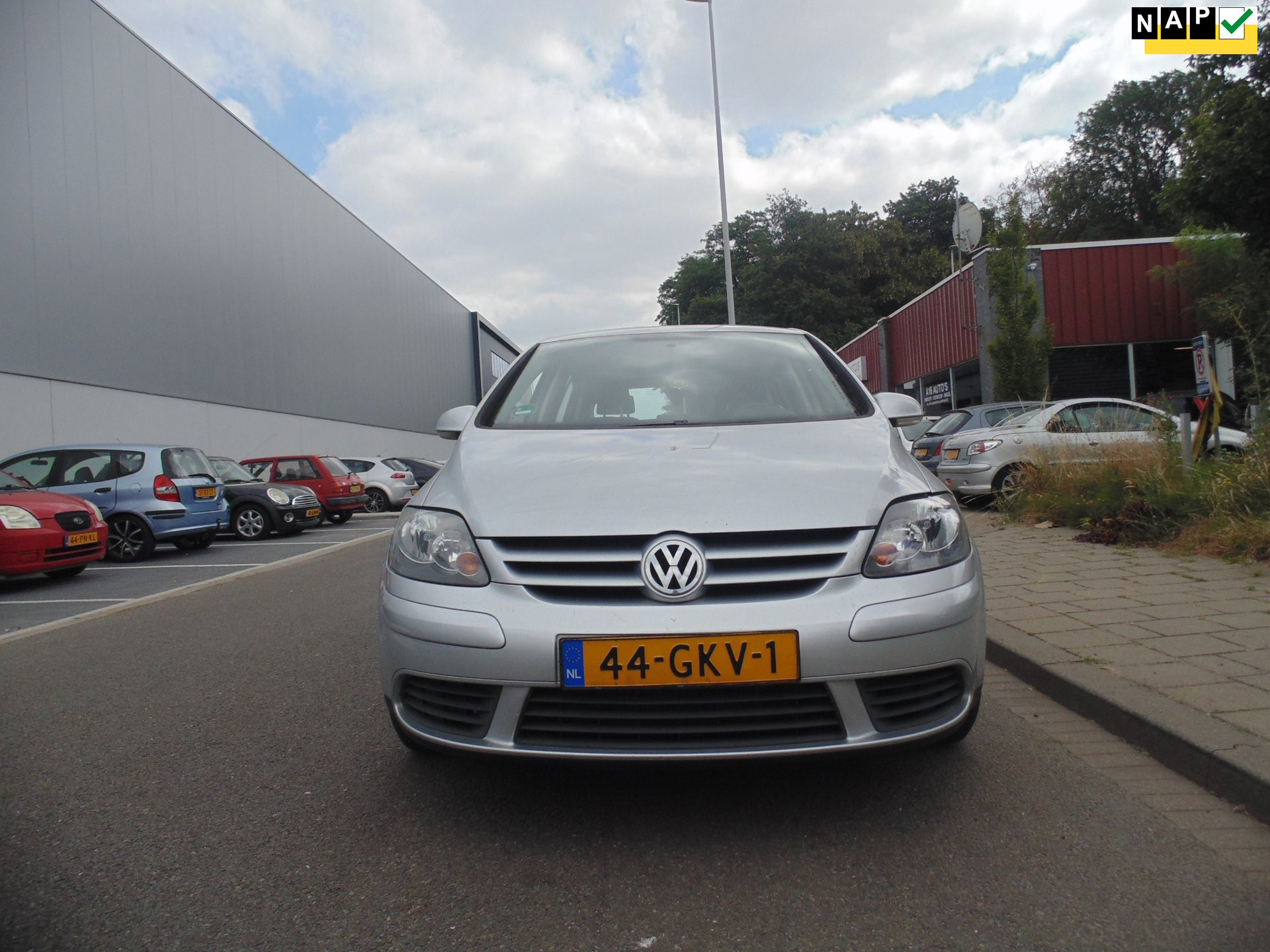 Volkswagen Golf Plus 1.6 Comfortline TREKHAAK | AIRCO | CRUISE 2008 - voorkant