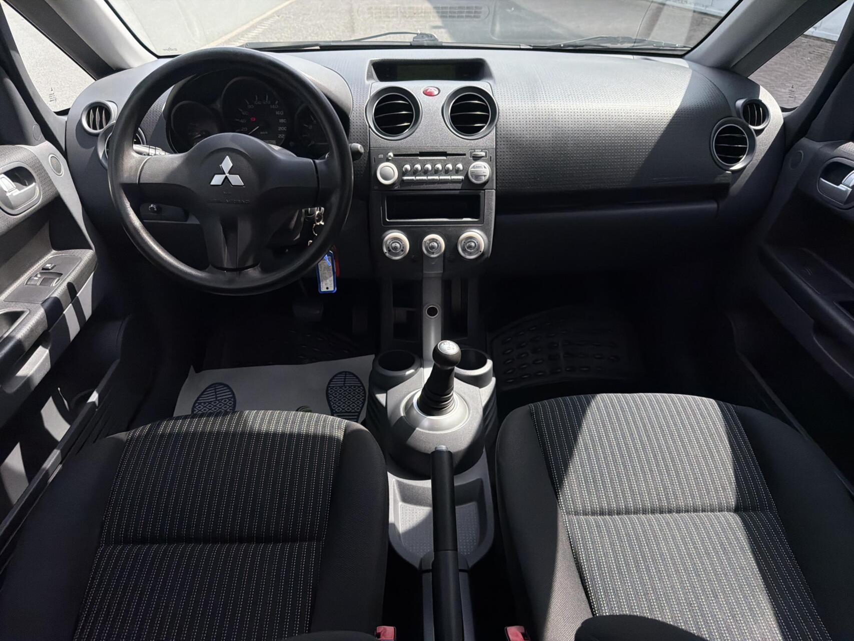 Foto van Mitsubishi Mitsubishi Colt