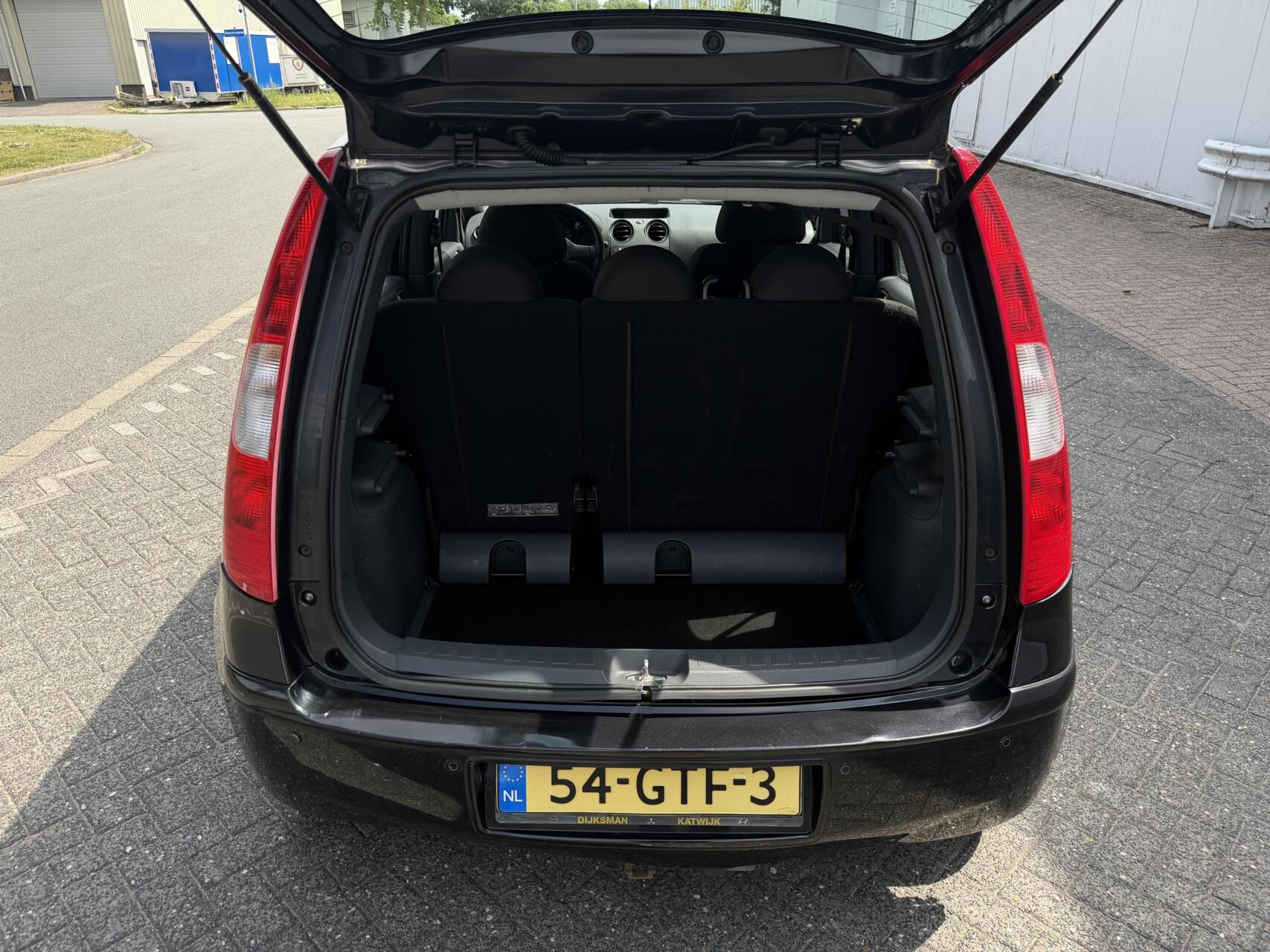 Foto van Mitsubishi Mitsubishi Colt