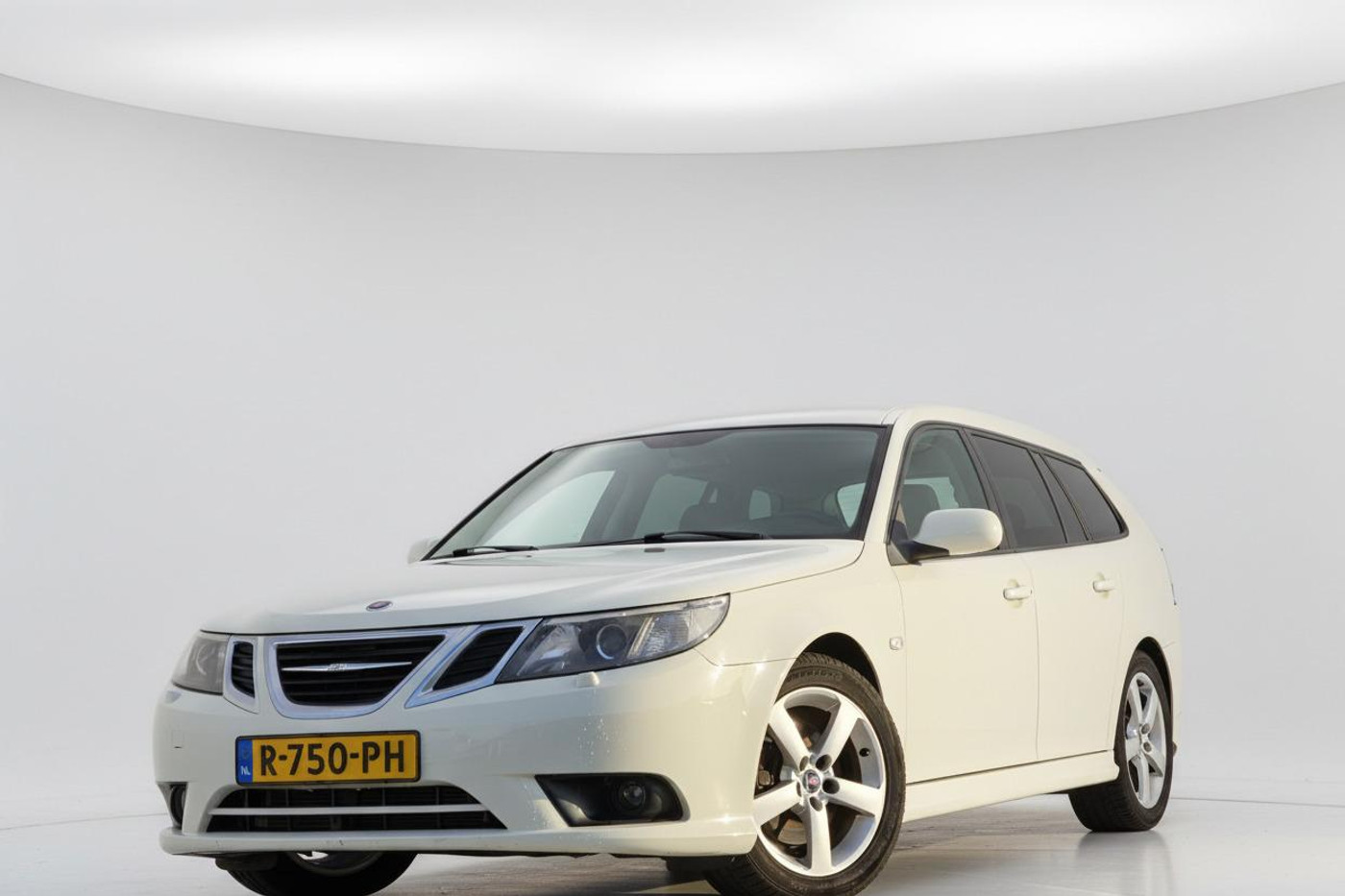 Saab Saab 9-3 2.0 T 210PK Aero XWD LEDER XENON CRUISE 2009 - voorkant