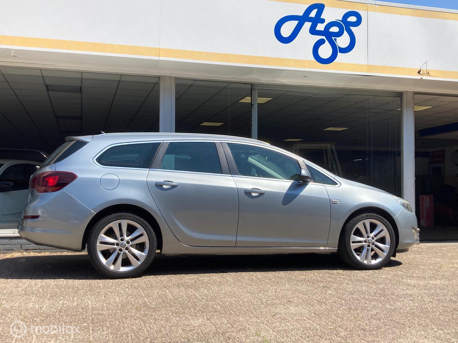 Foto van Opel Astra Sports Tourer