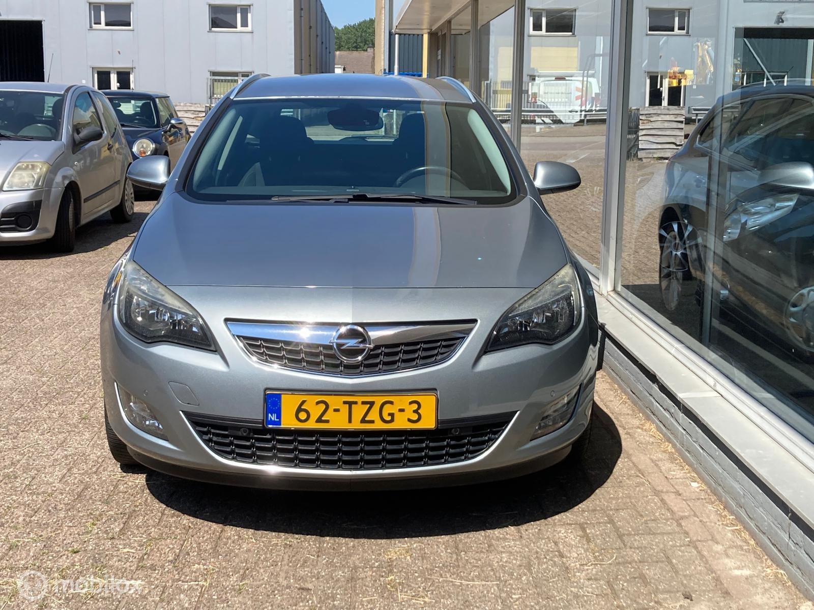 Foto van Opel Astra Sports Tourer