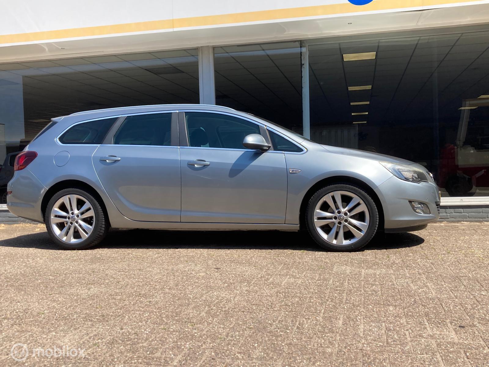 Foto van Opel Astra Sports Tourer