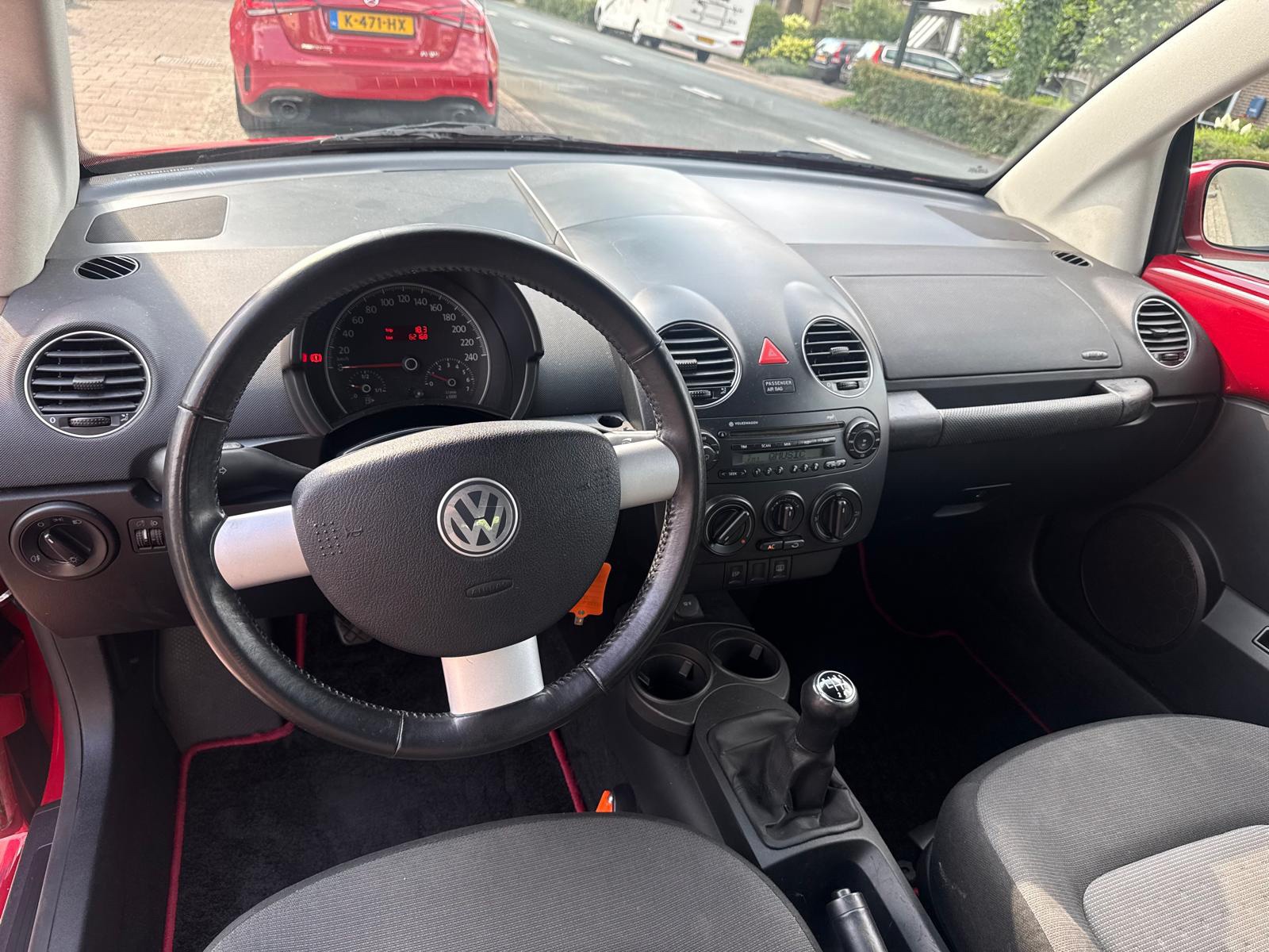Foto van Volkswagen New Beetle Cabriolet